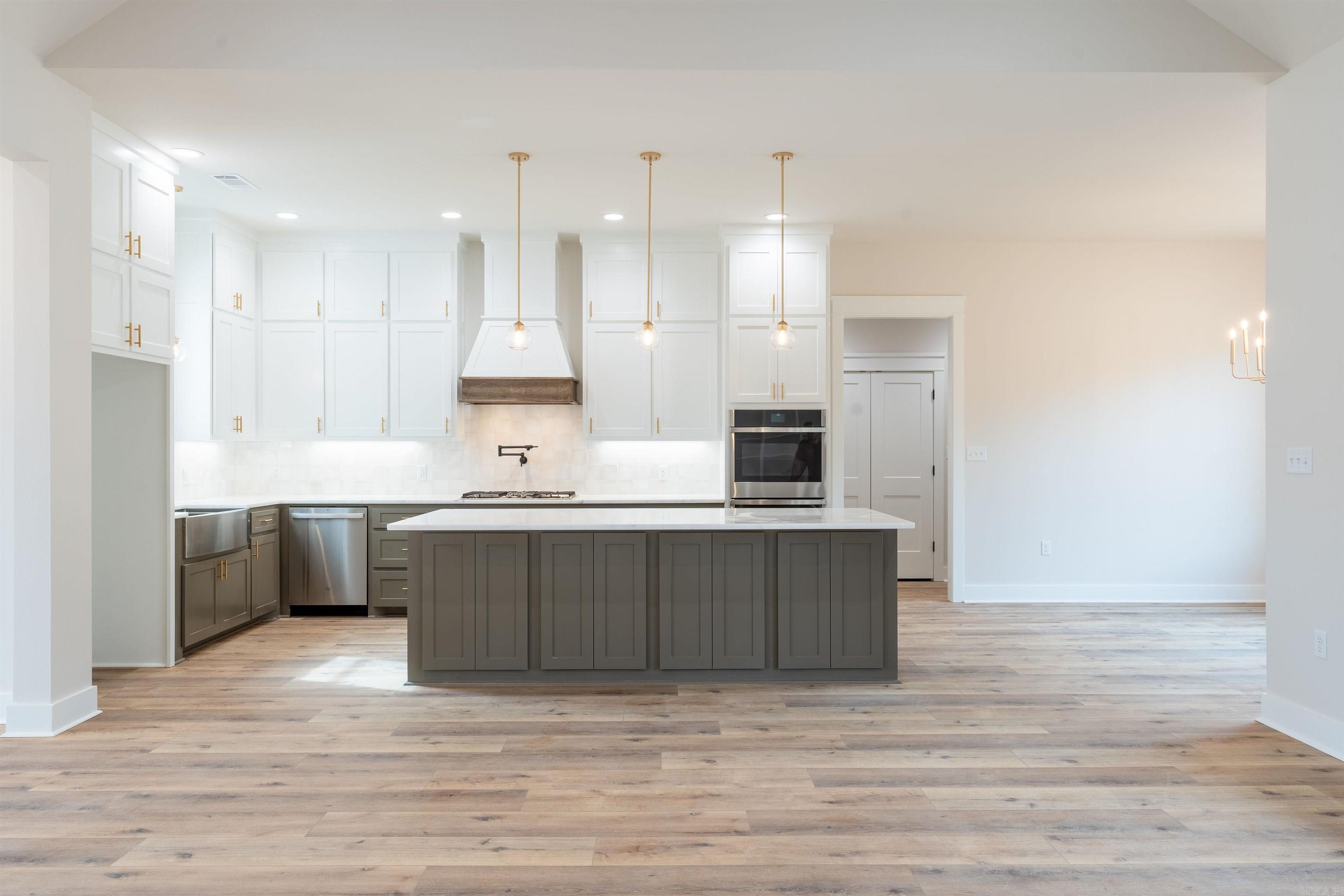 THE ACRES AT ARROWHEAD - Residential