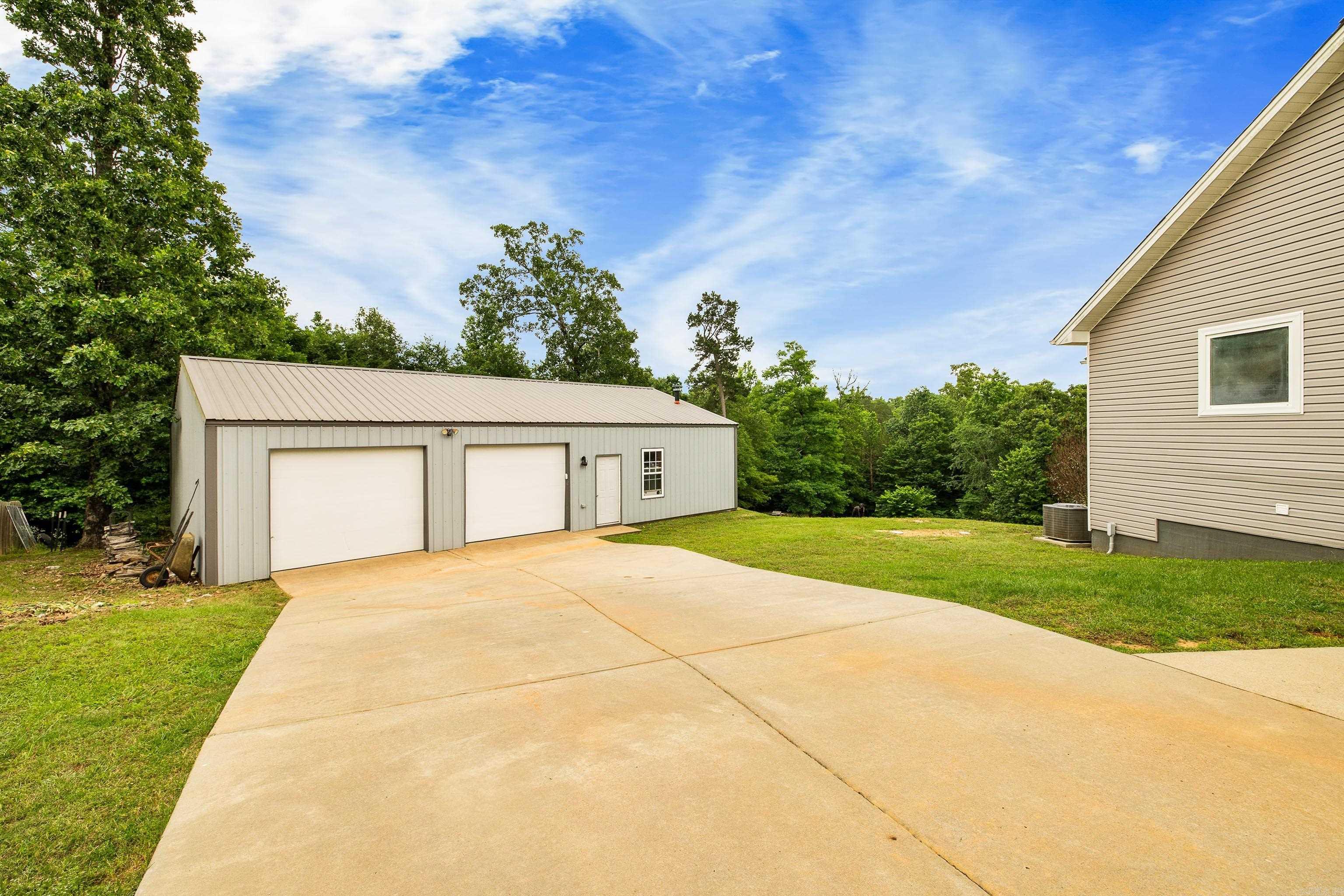 DIAMOND RIDGE ESTATES - Residential