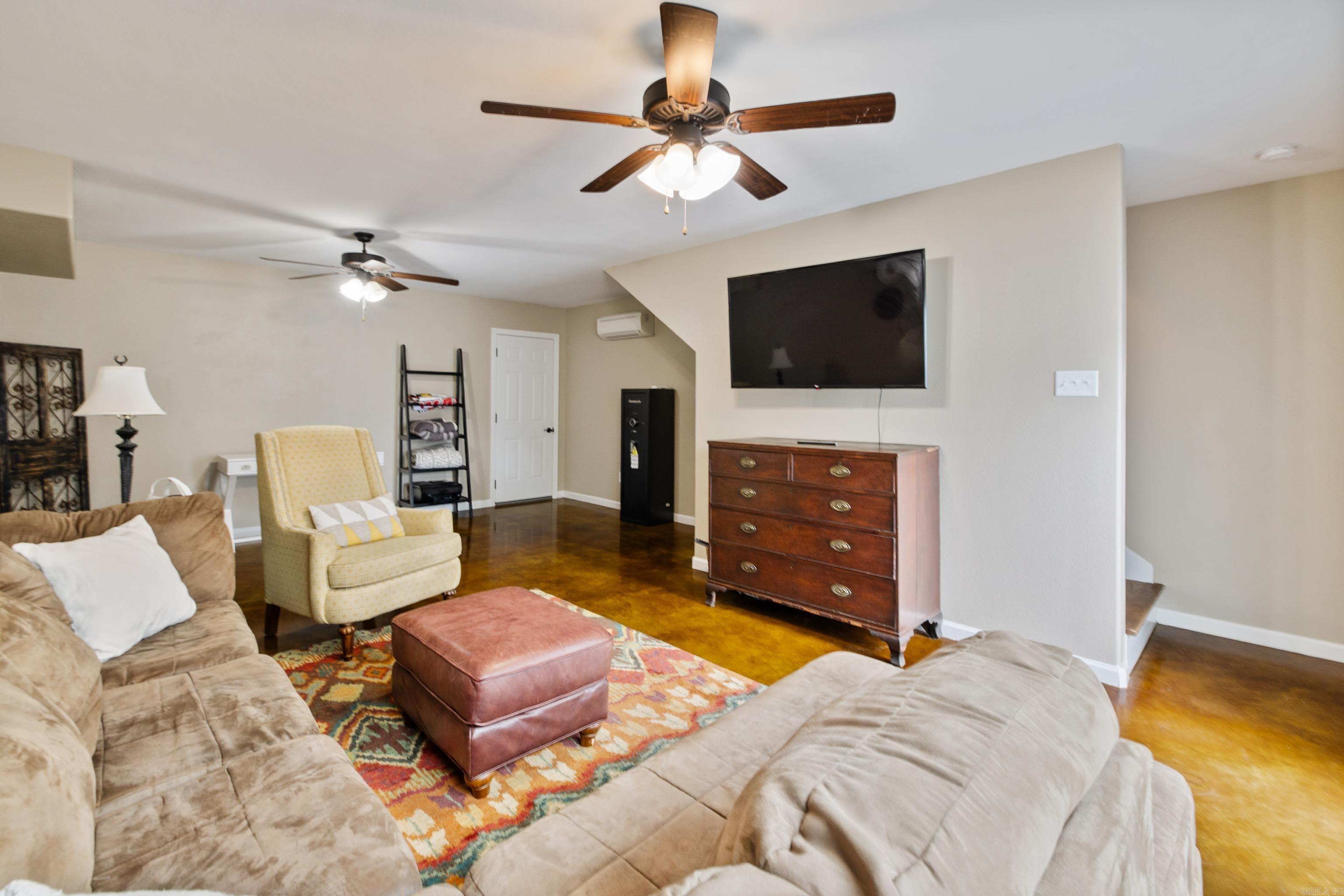 DIAMOND RIDGE ESTATES - Residential