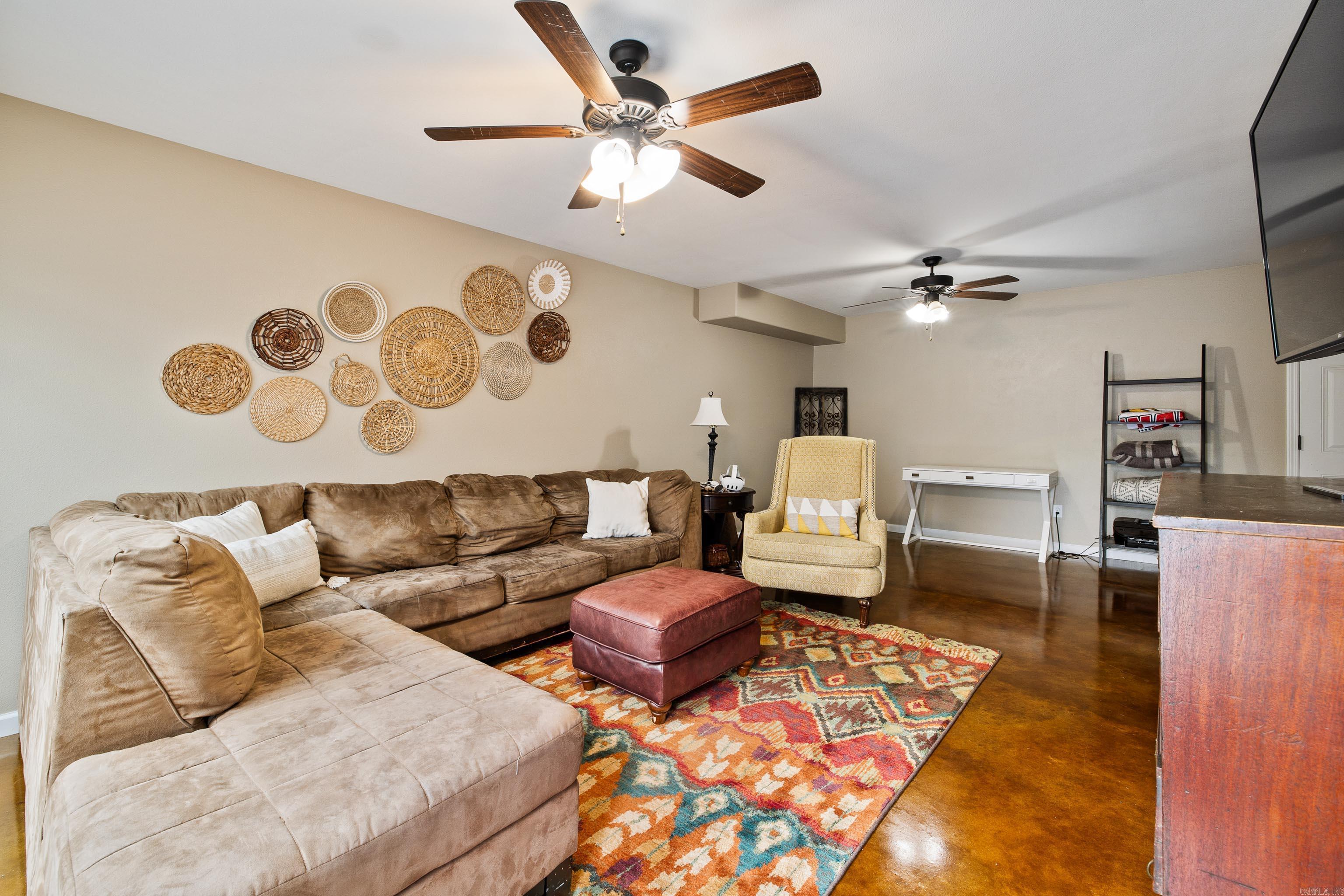 DIAMOND RIDGE ESTATES - Residential