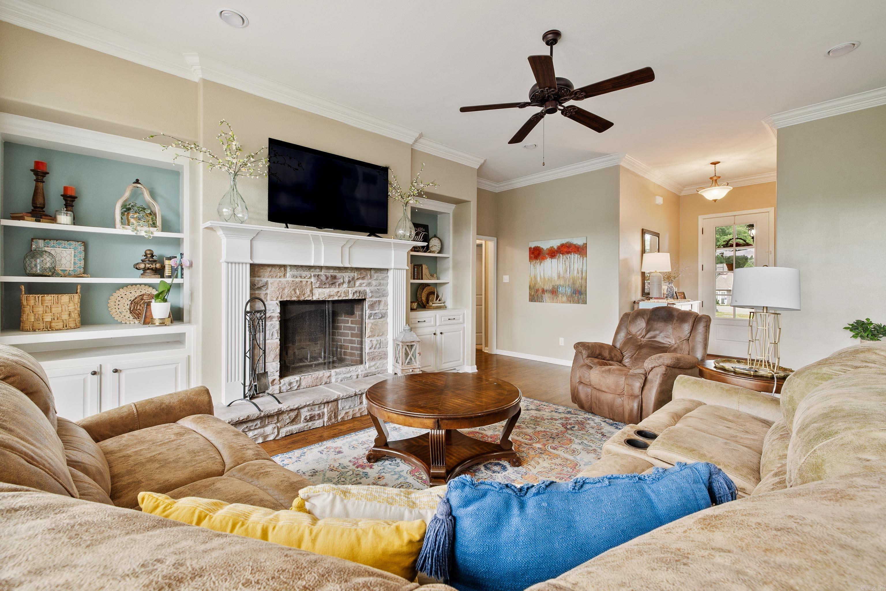 DIAMOND RIDGE ESTATES - Residential
