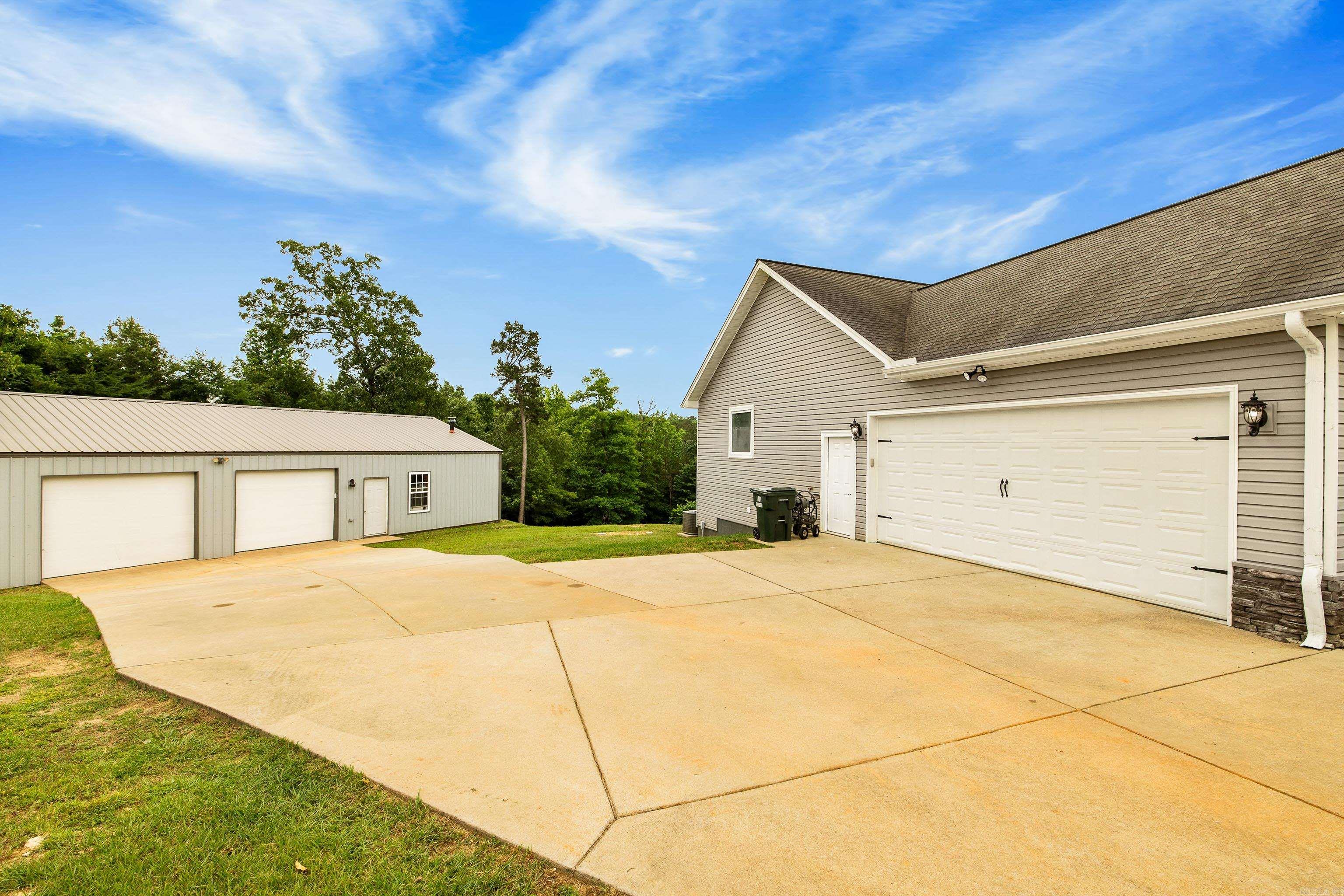 DIAMOND RIDGE ESTATES - Residential