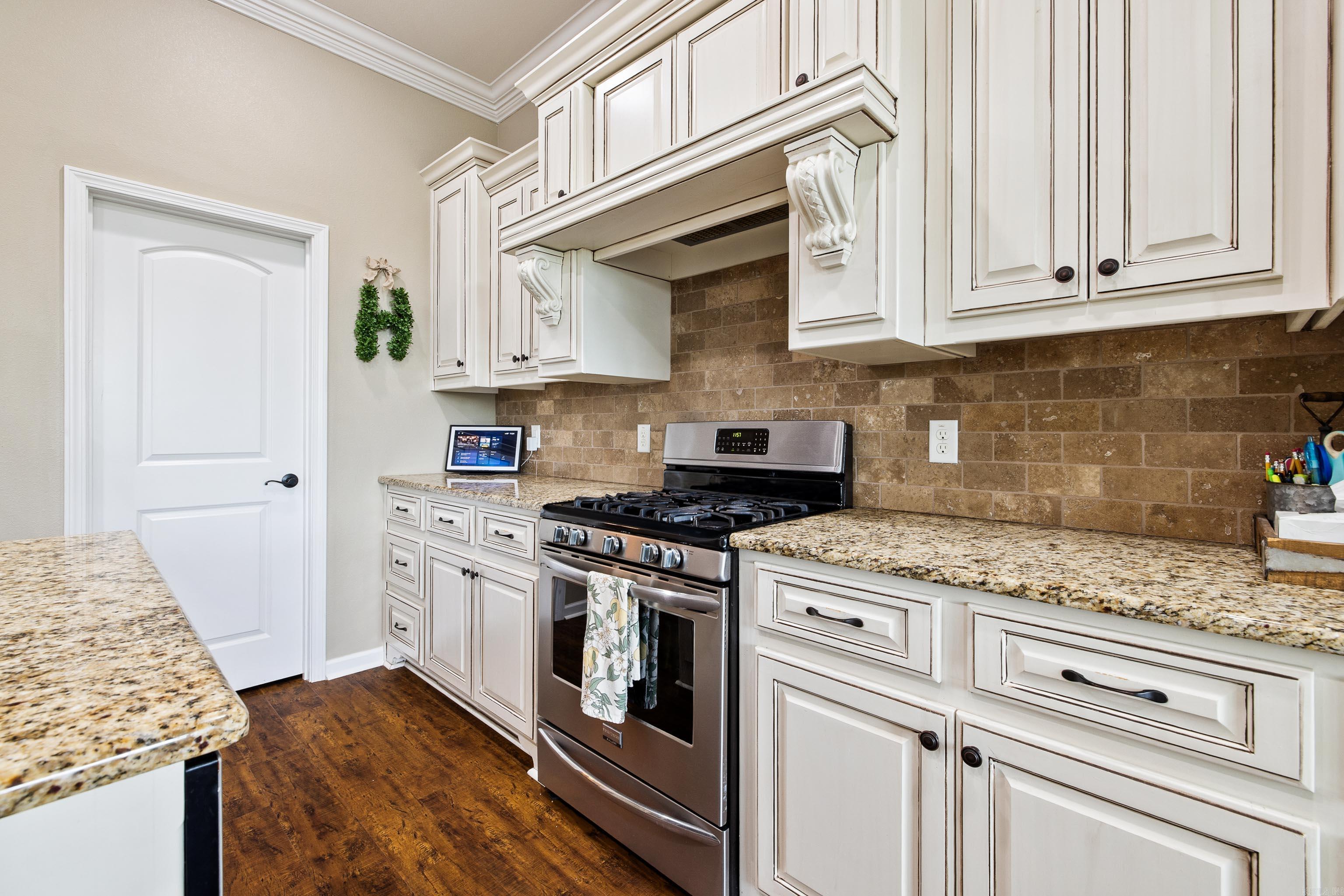 DIAMOND RIDGE ESTATES - Residential