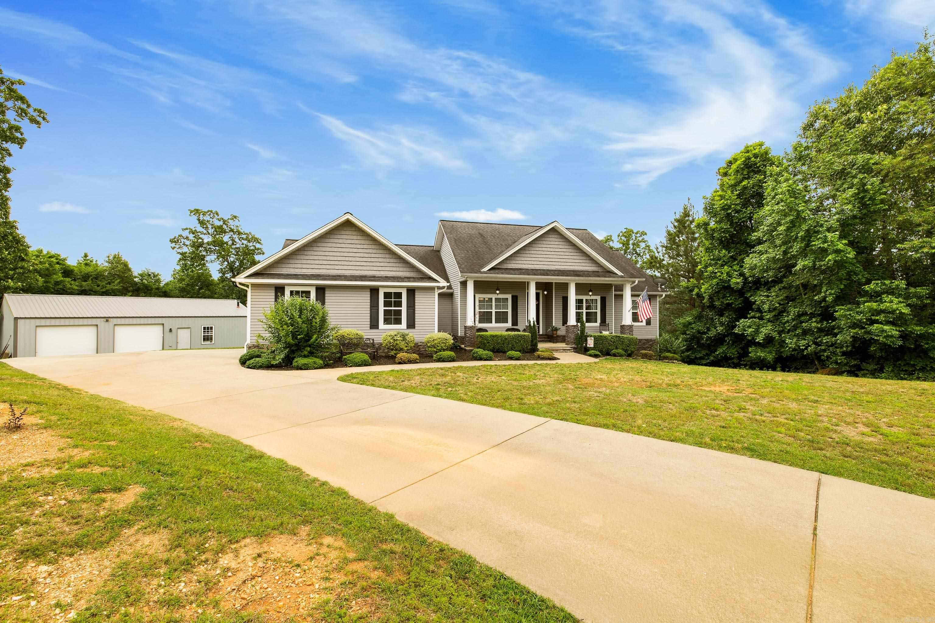 DIAMOND RIDGE ESTATES - Residential