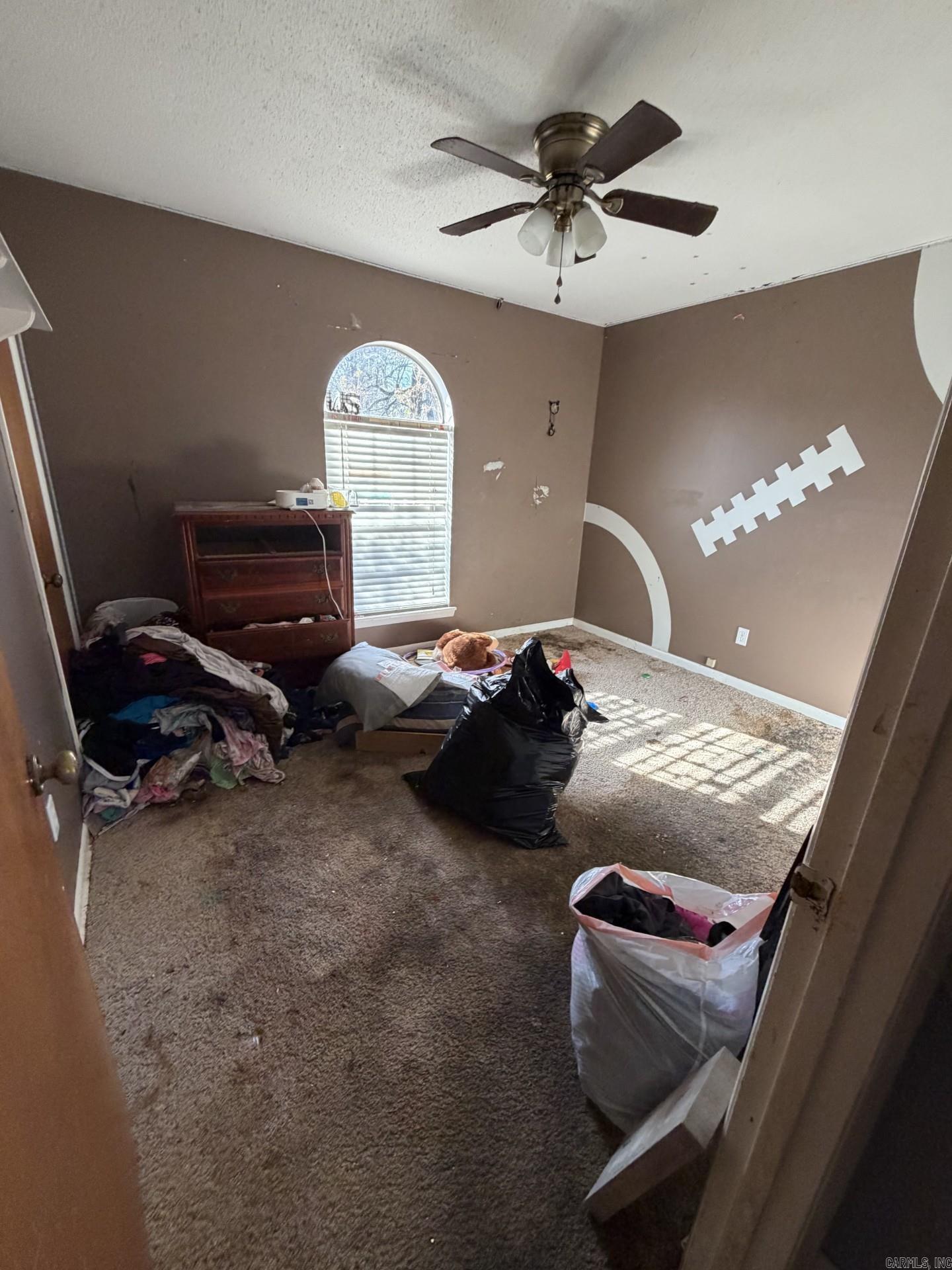 RIVER ROAD ESTATES - Residential