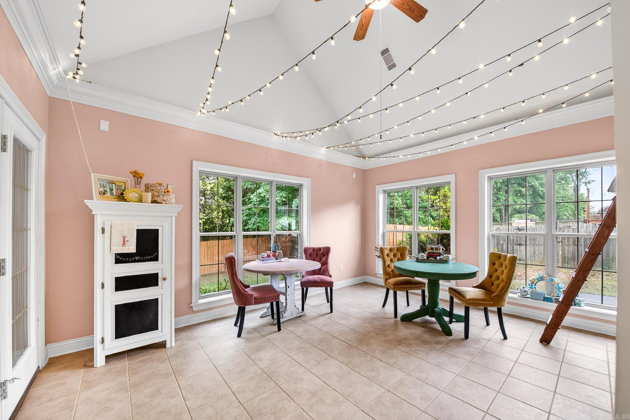 BRENTWOOD - Residential