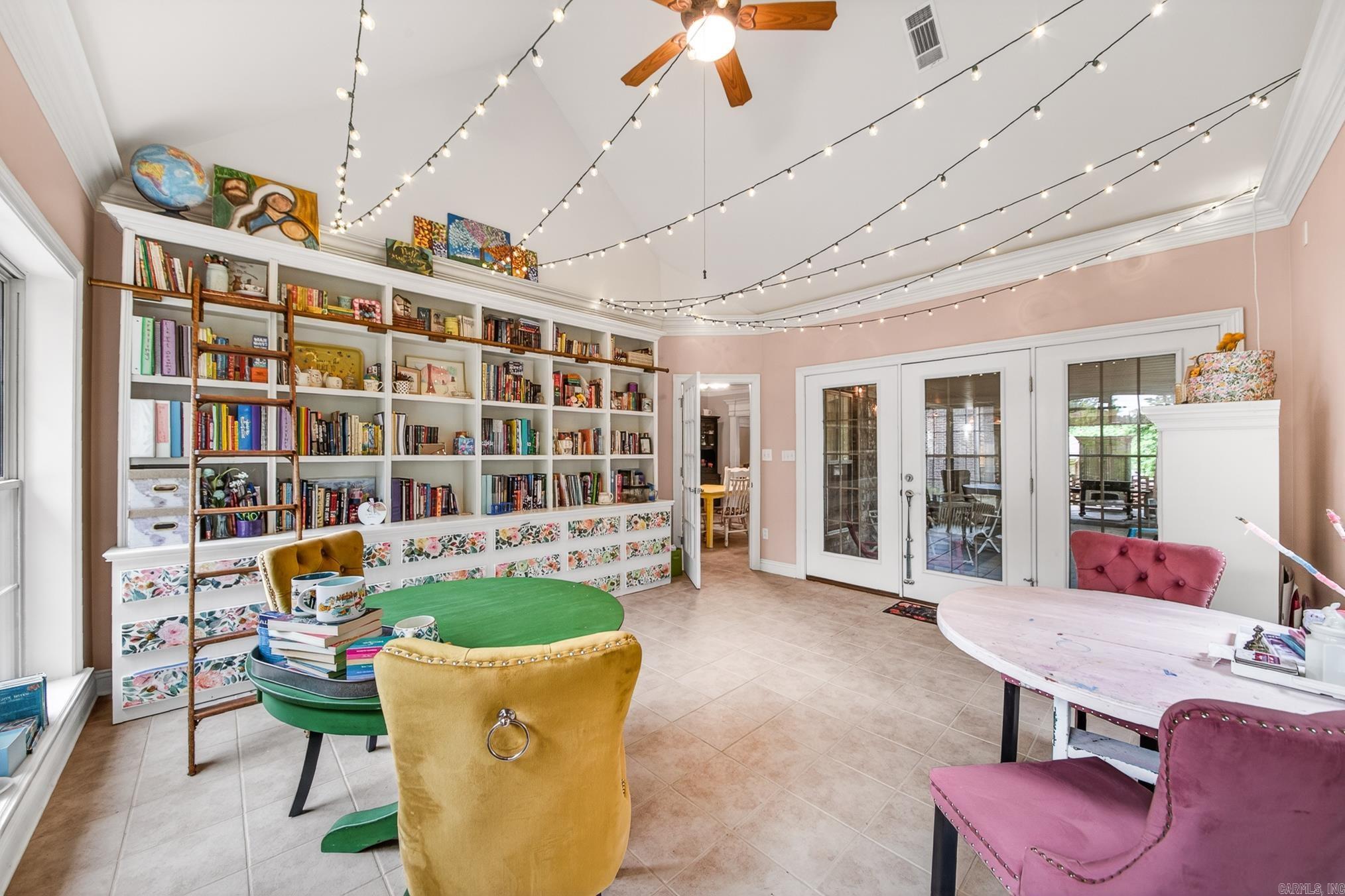 BRENTWOOD - Residential