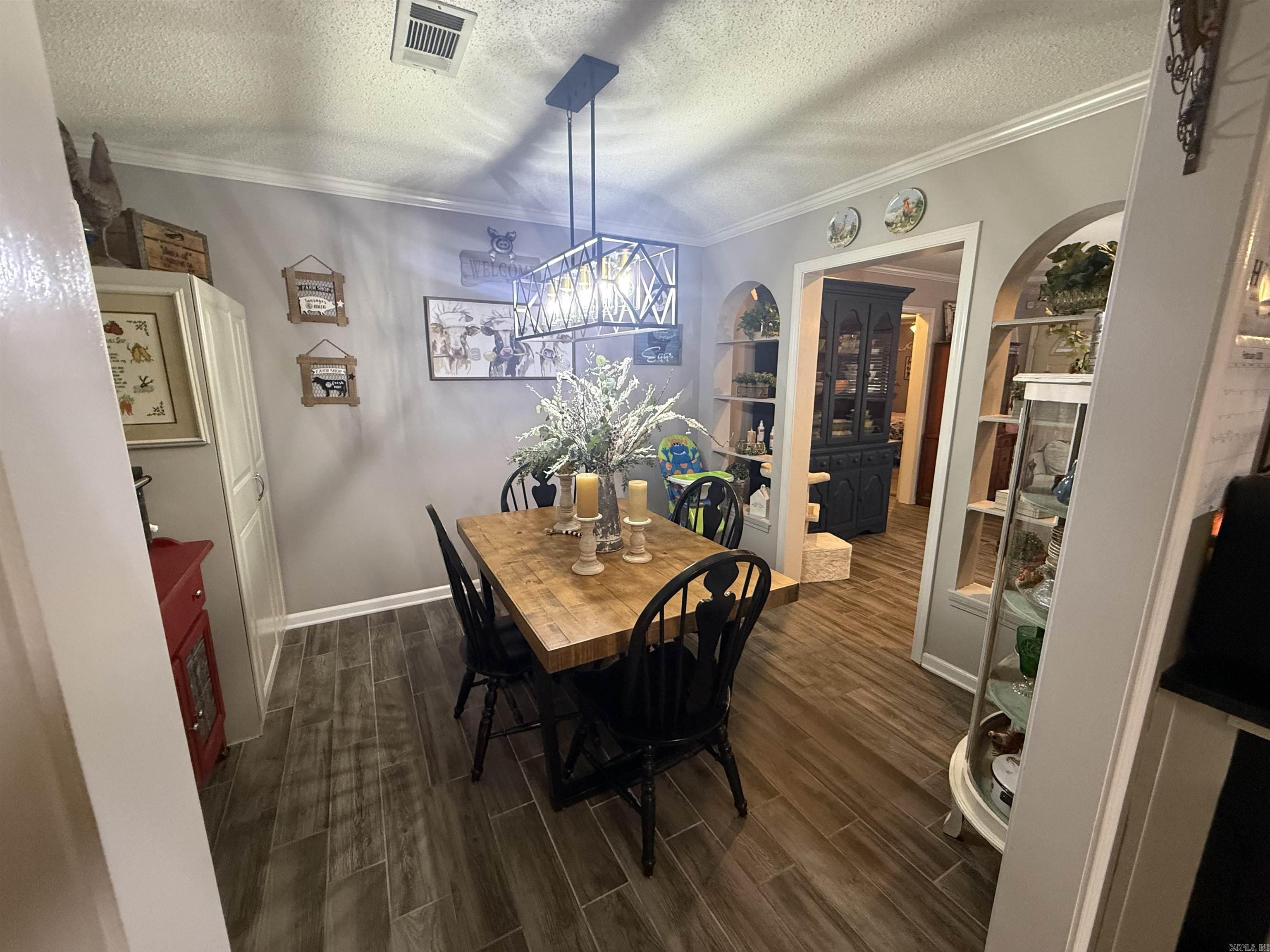 SHADY ACRES - Residential