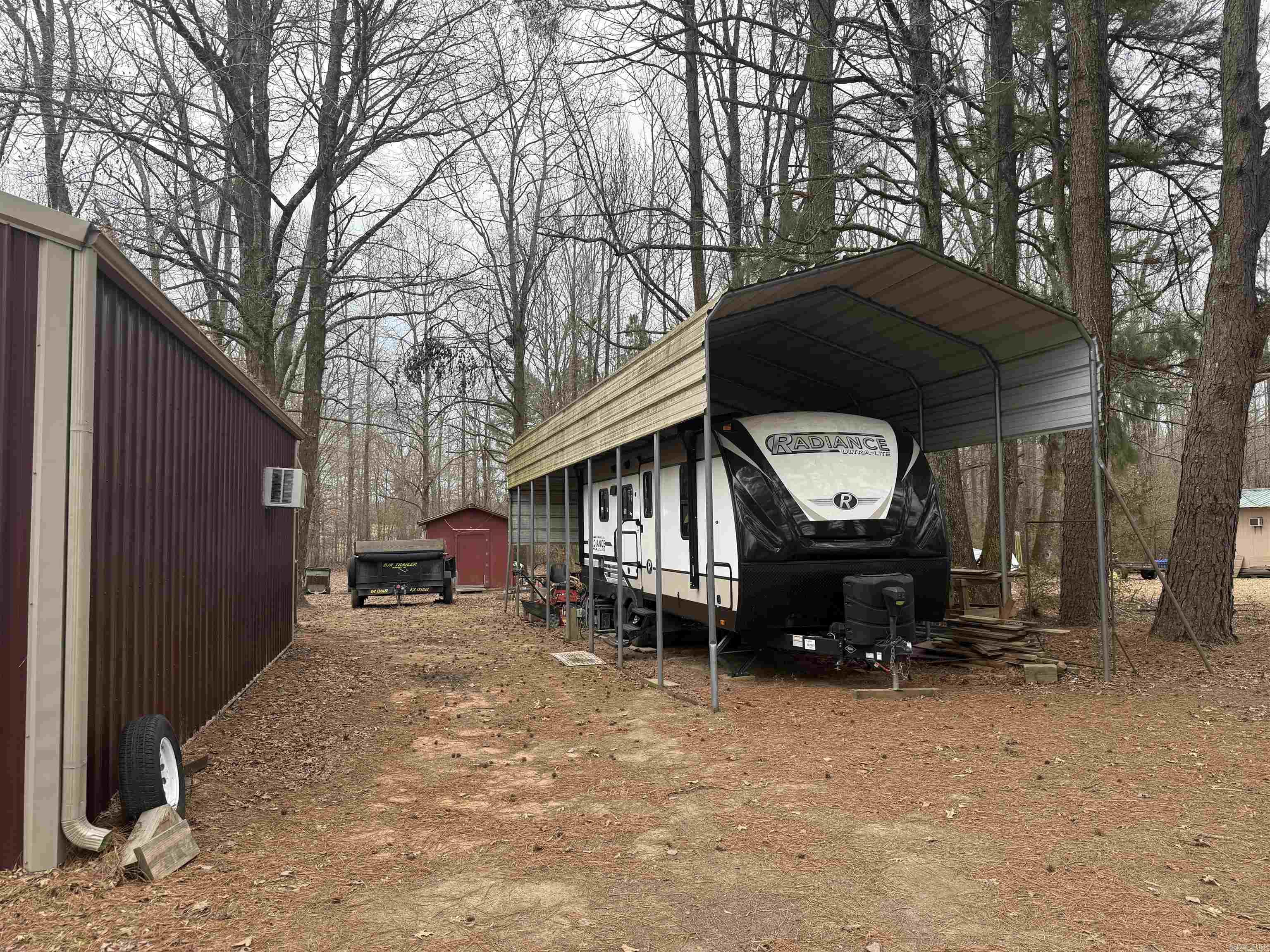 SHADY ACRES - Residential