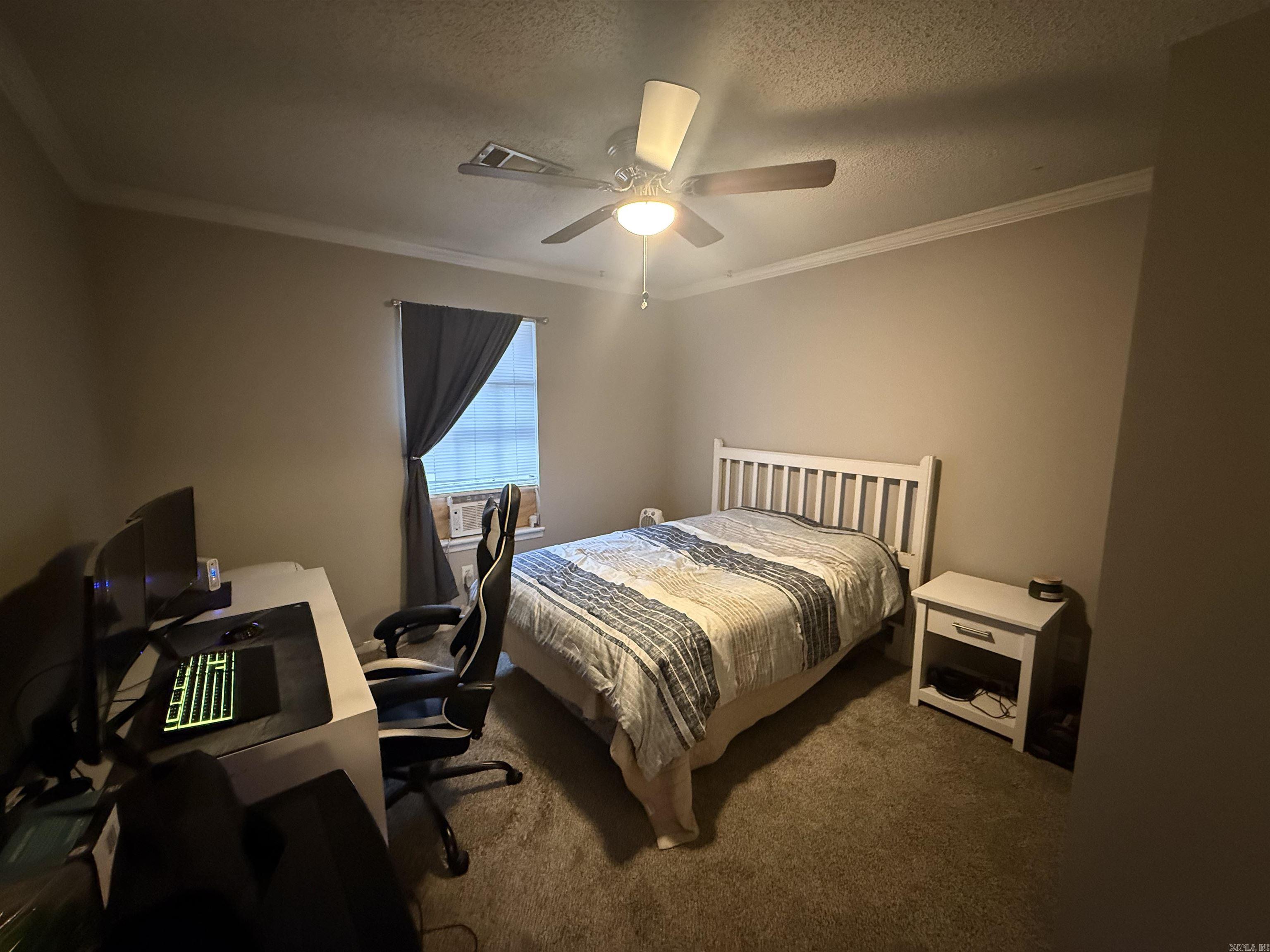 SHADY ACRES - Residential