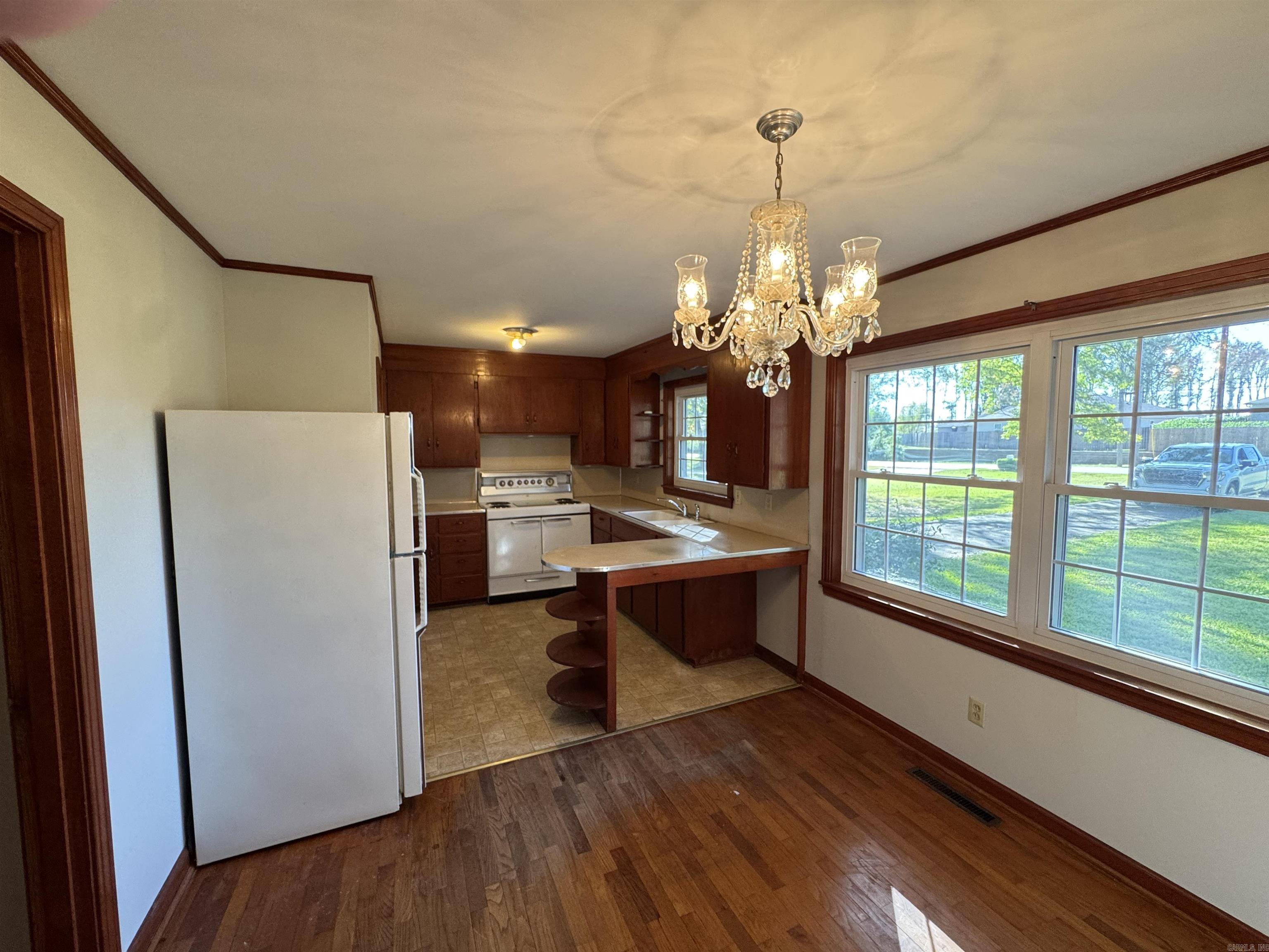 TRAMMEL - Residential