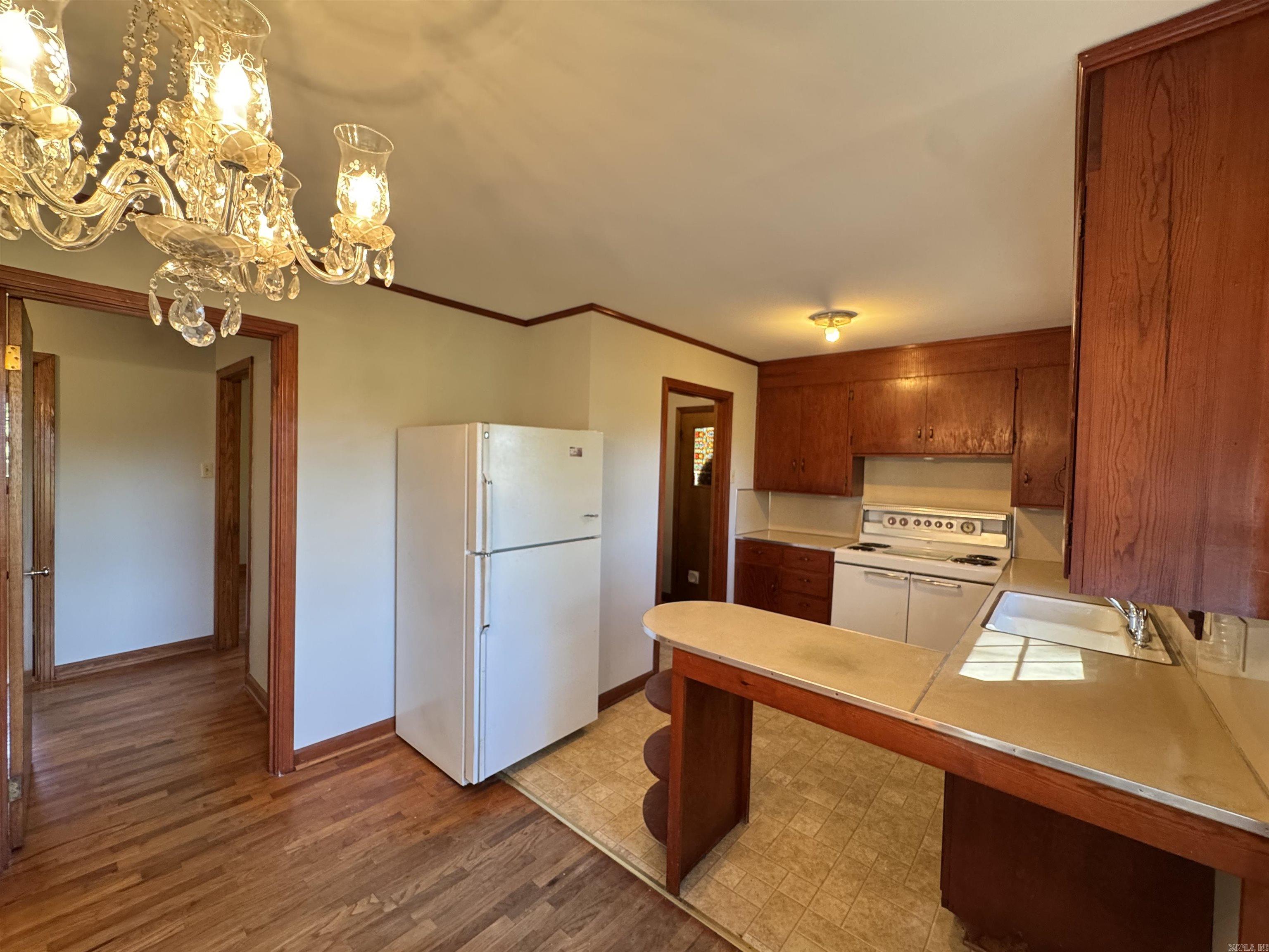 TRAMMEL - Residential