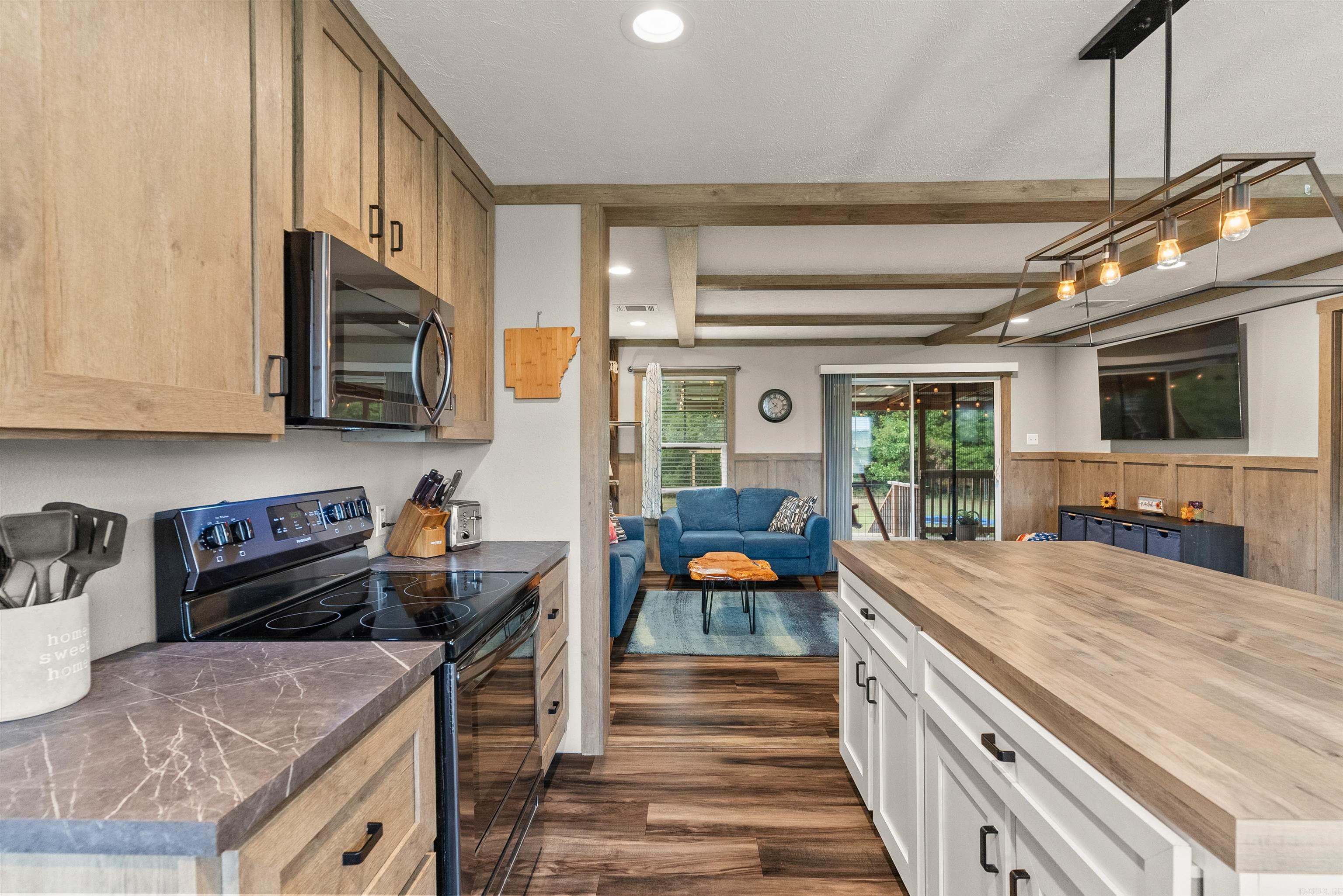 CALDWELL FARMS - Residential