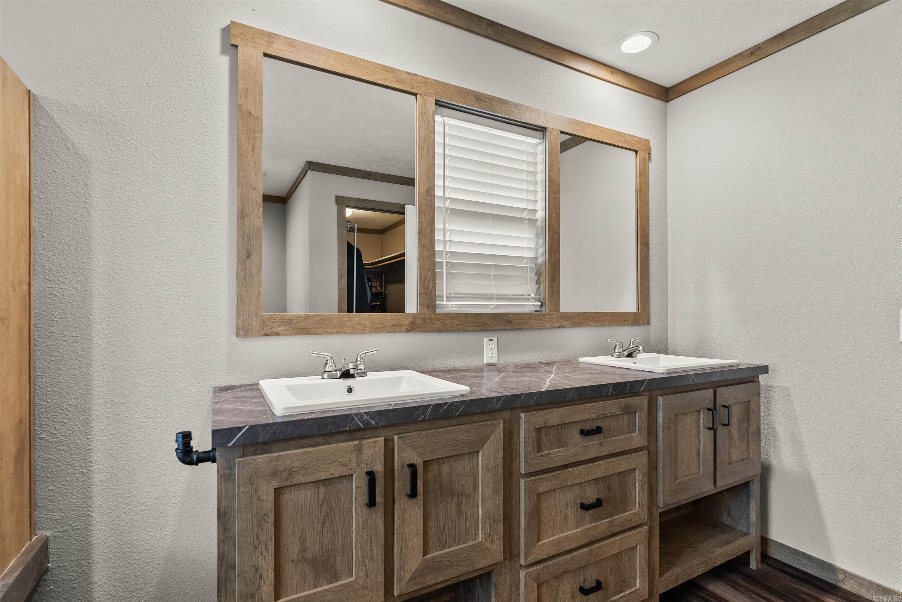 CALDWELL FARMS - Residential