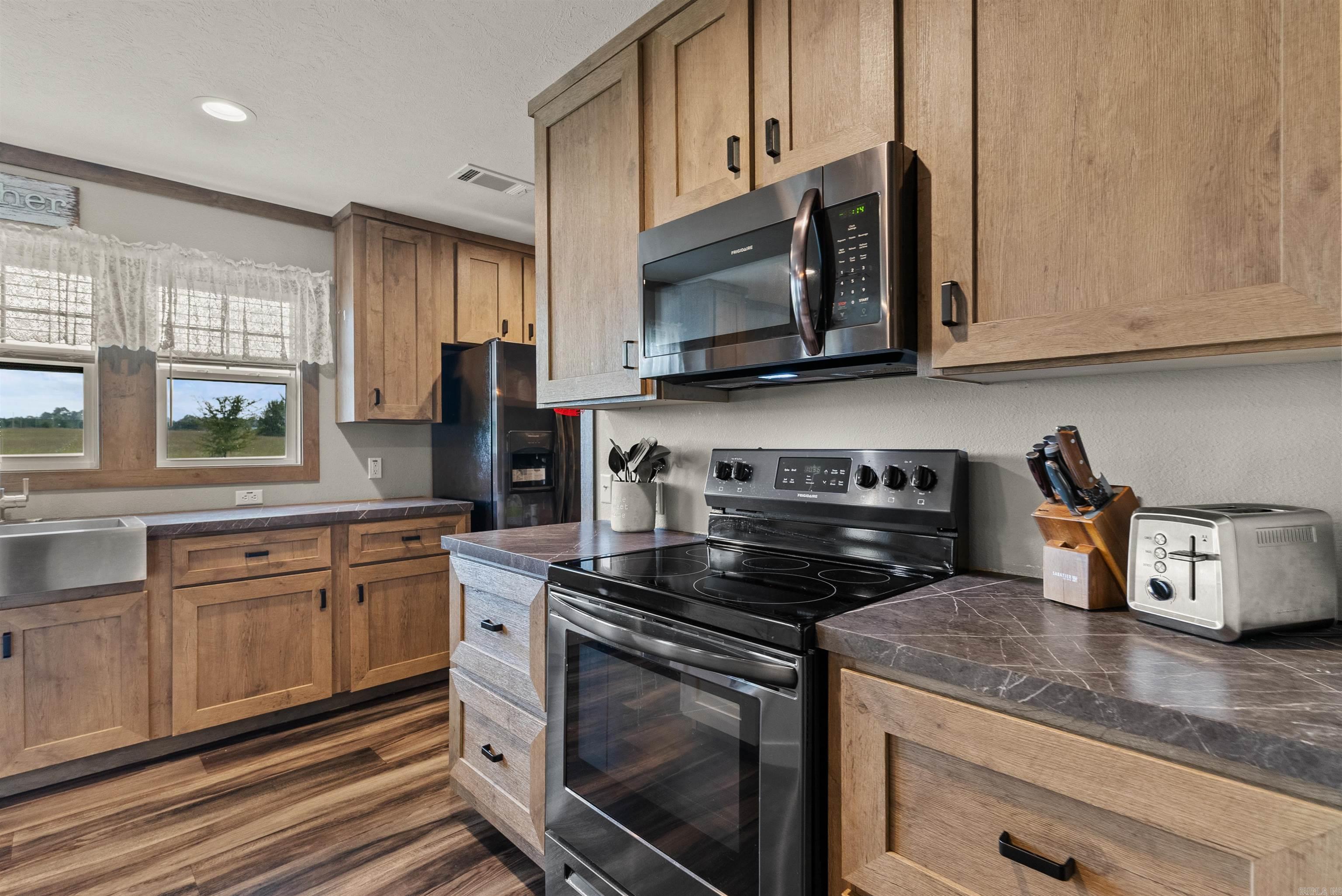 CALDWELL FARMS - Residential