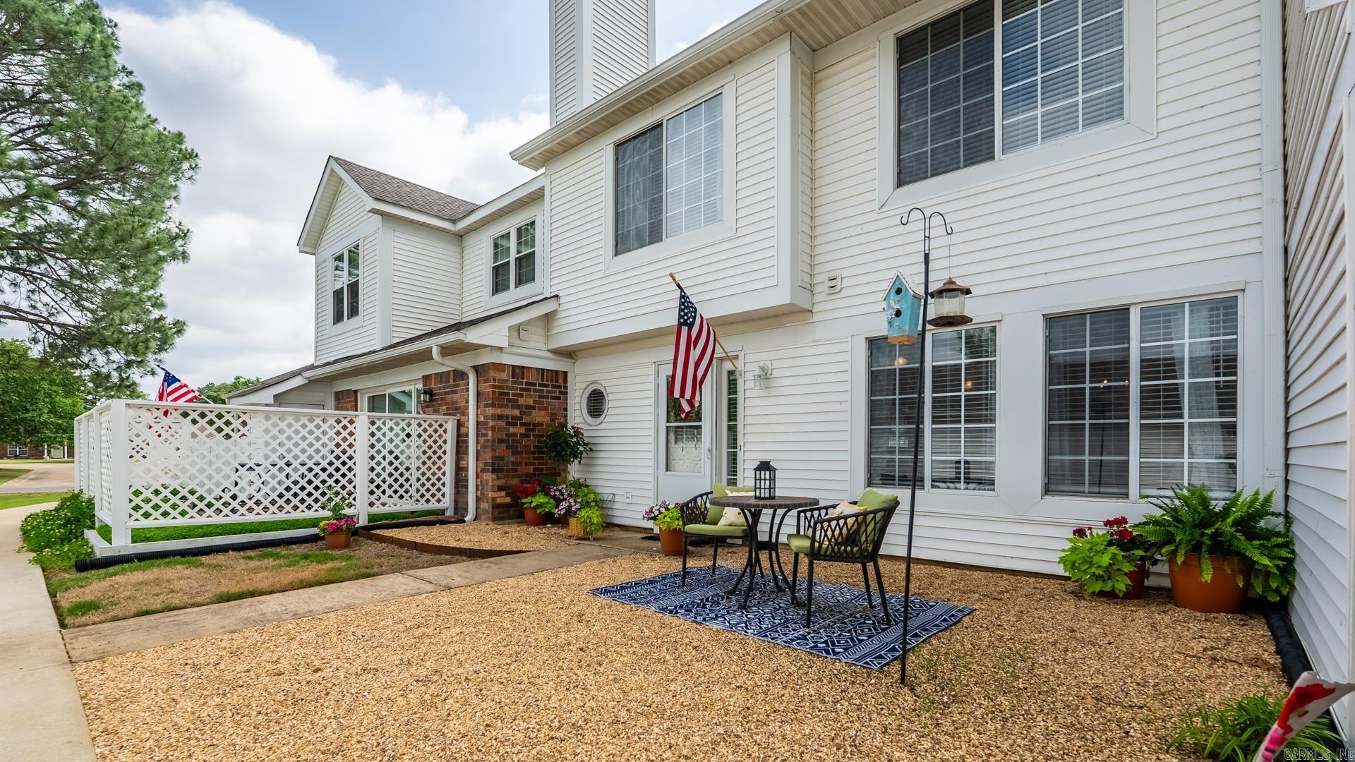 CARRIAGE COURTS - Residential