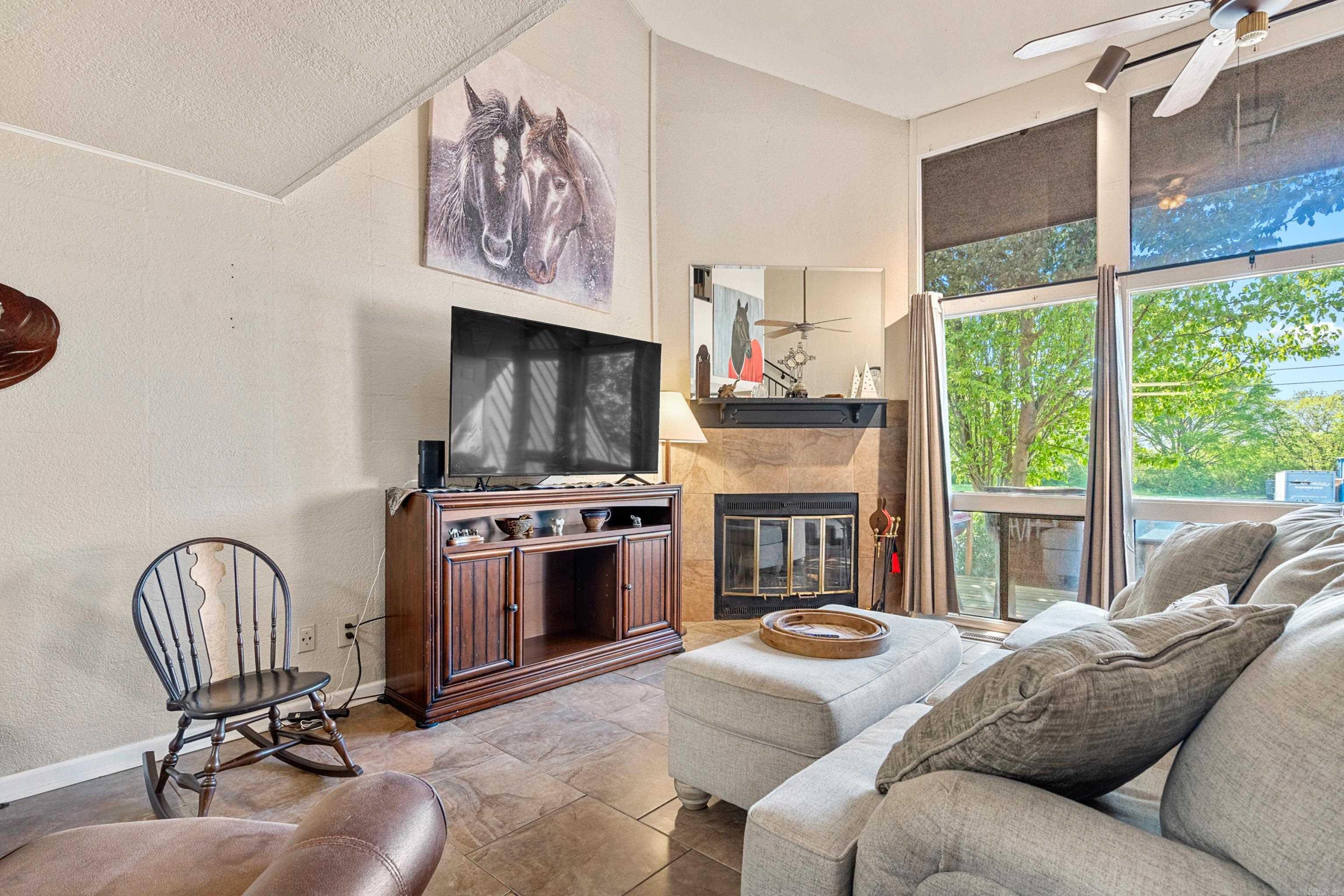 VILLA WEST HPR - Residential