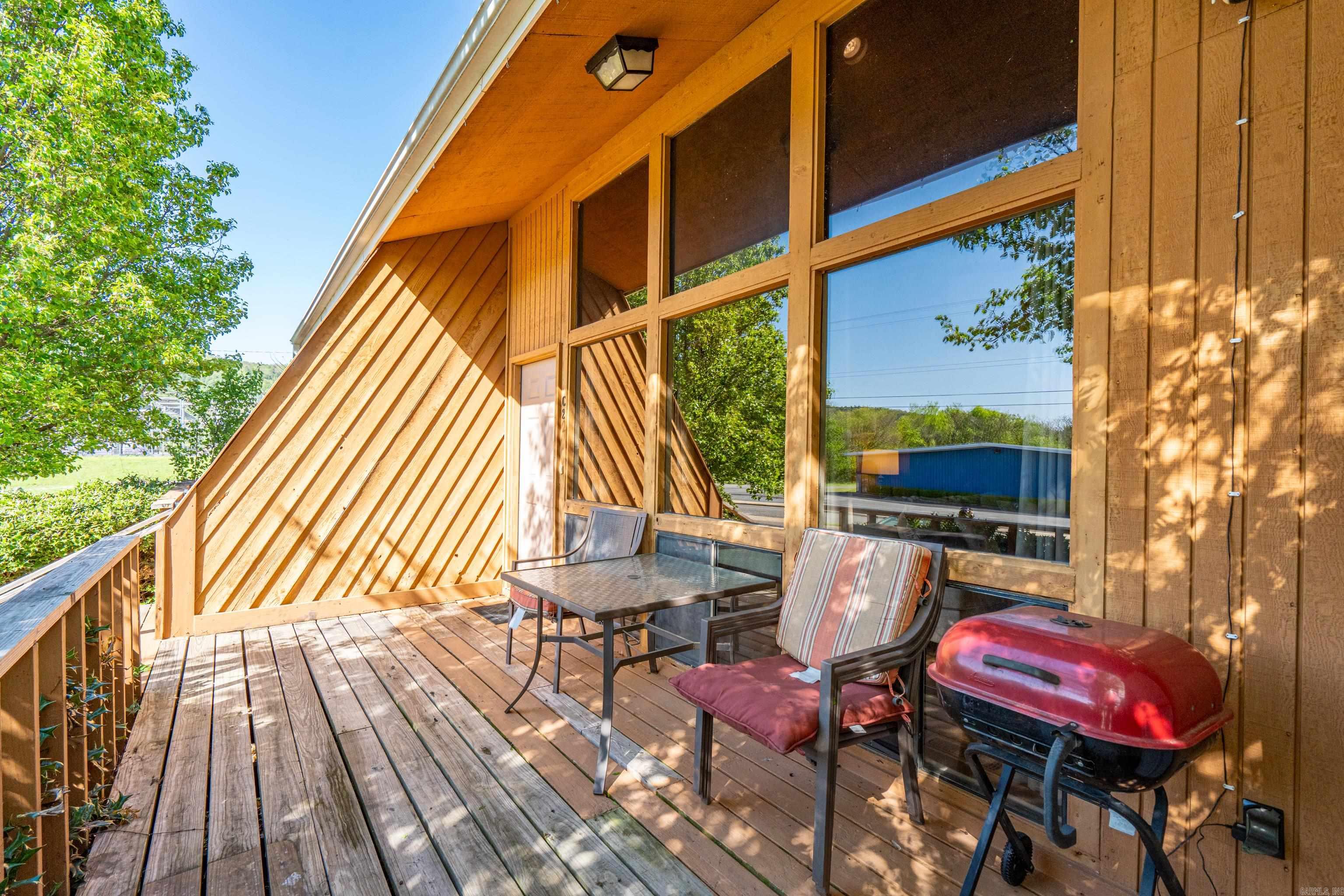 VILLA WEST HPR - Residential