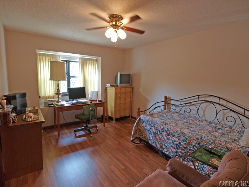 Marlowe Manor - Residential