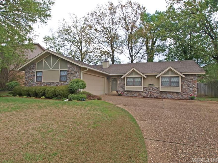 First Time Buyer terminated purchase and now the sellers are very motivated because they have found  home. Fantastic one level w/flat yard and driveway! Tremendous updating! Near Pulaski Academy School, Open floor plan w/vaulted ceilings, greatroom opens to formal dining, lrg updated kitchen w/new tile floors, countertops and backsplash, new stainless steel appliances, new HWH, light fixtures brand new flooring throughout the entire house, new HVAC unit, sprinkler system, landscaping to die for!