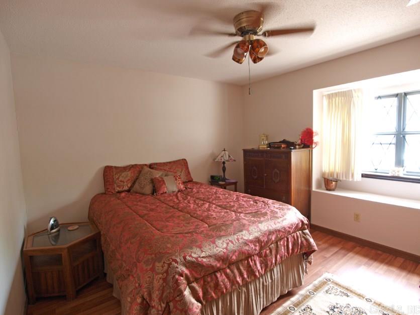 Marlowe Manor - Residential