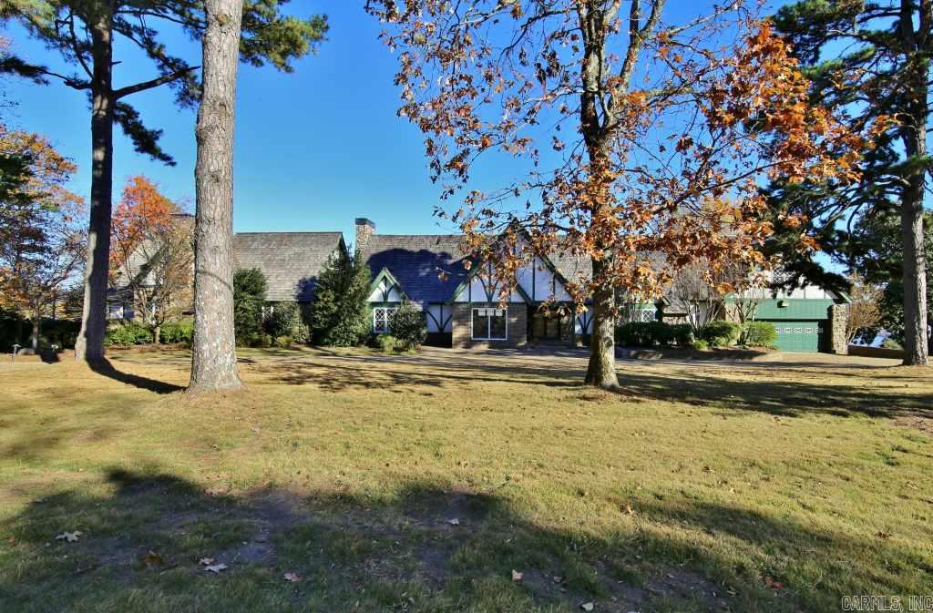COUNTRY CLUB OF AR VILLAGE WAY A - Residential
