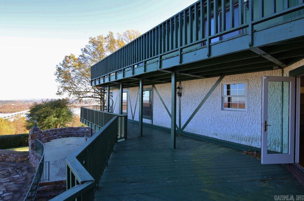 COUNTRY CLUB OF AR VILLAGE WAY A - Residential
