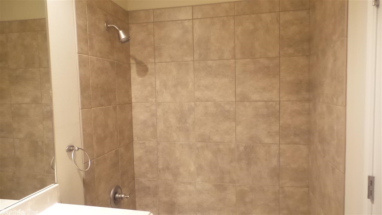 HURRICANE LAKE EST - Residential