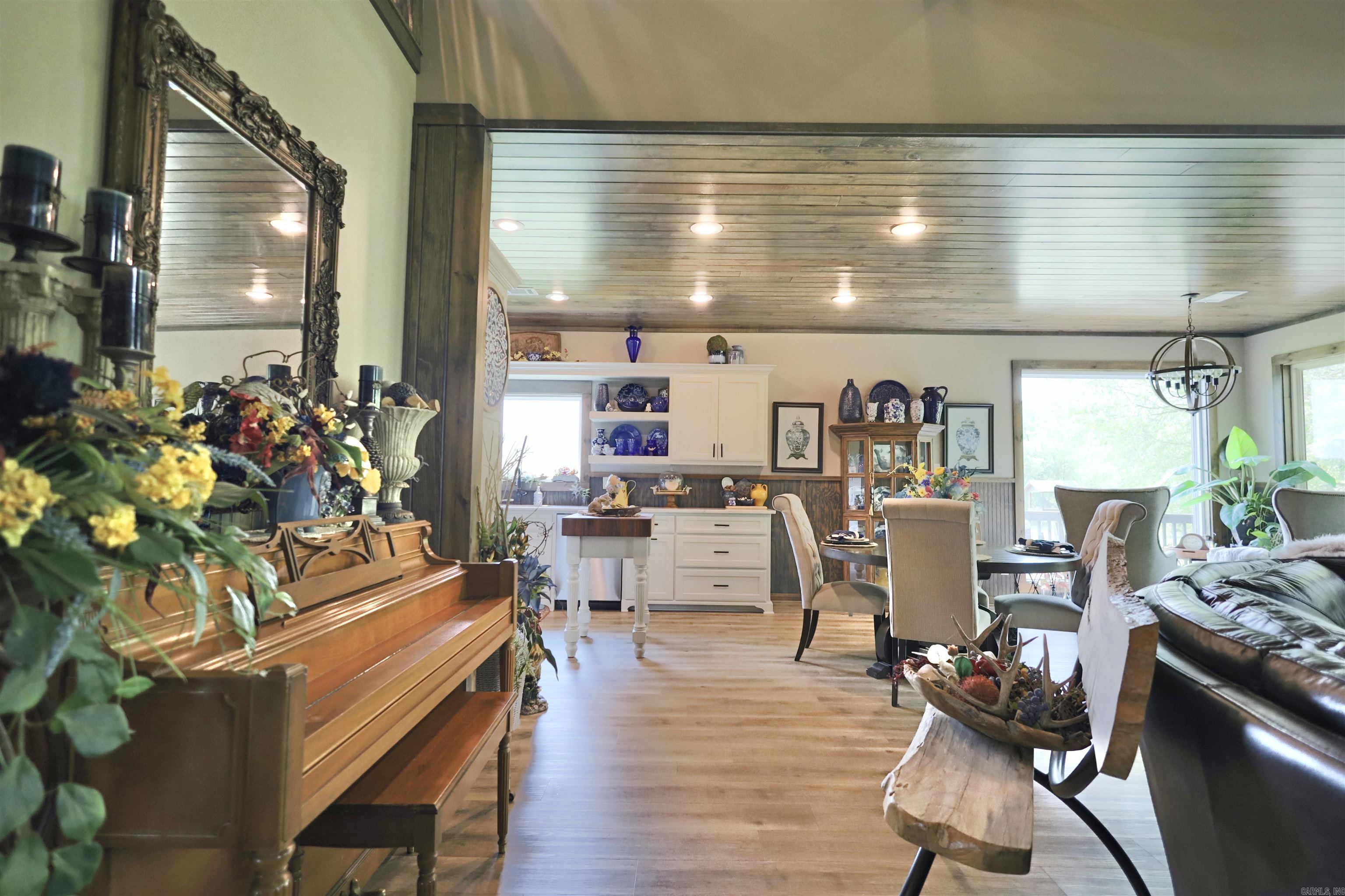 ROCKY RIVER ESTATES - Residential
