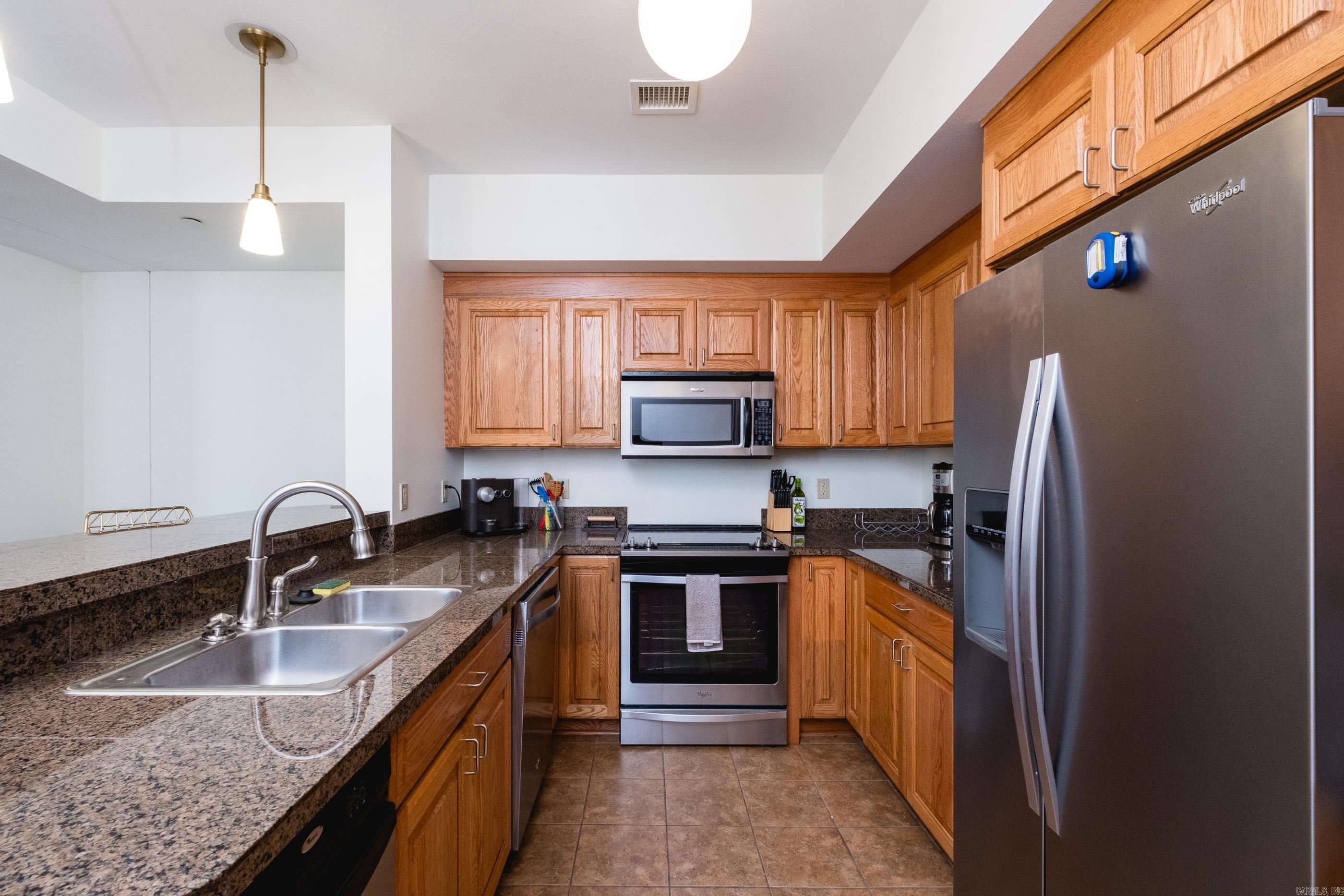 LAFAYETTE SQUARE HPR - Residential