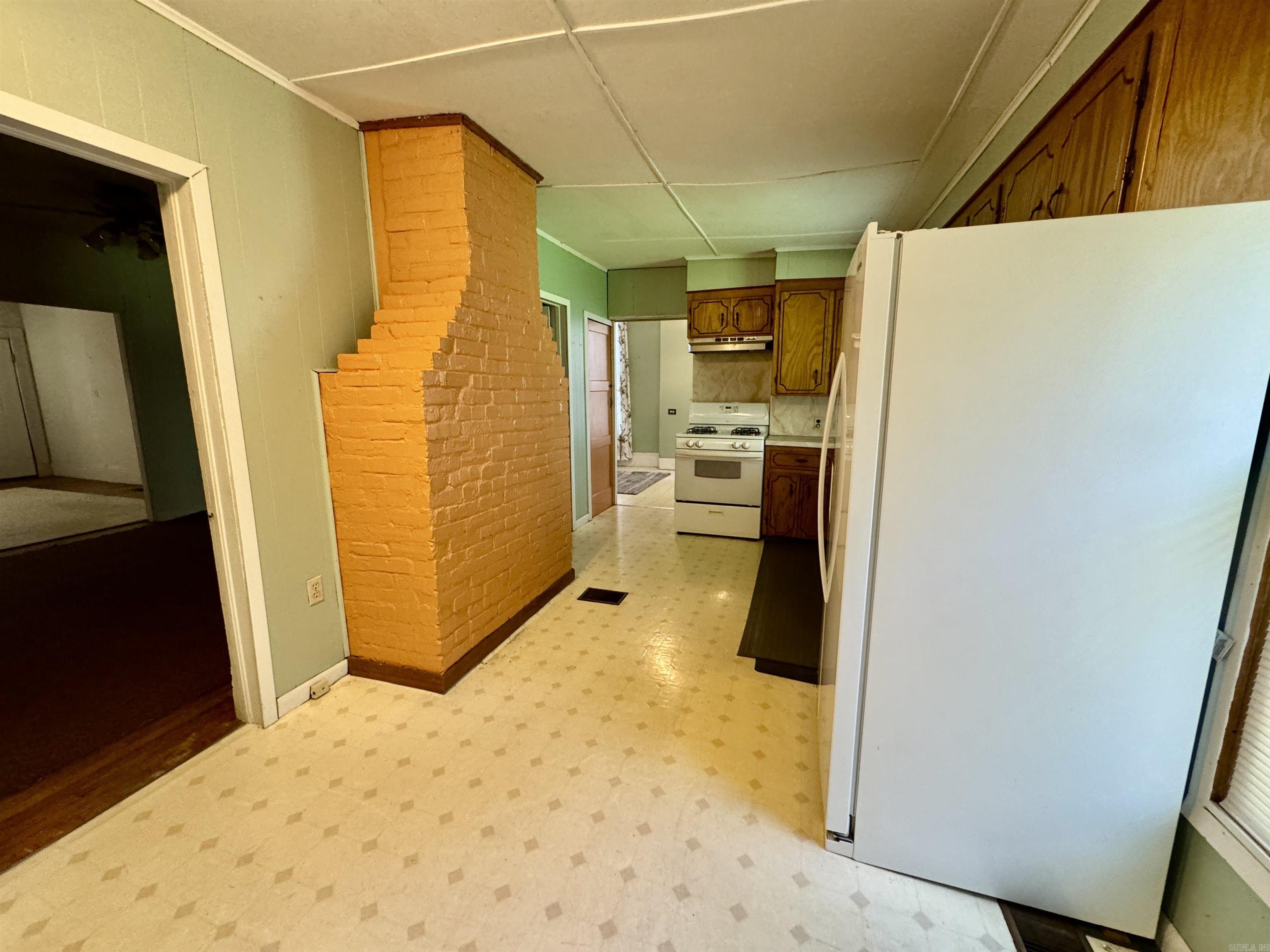 LUND & HILL (ORIGINAL TOWN) - Residential