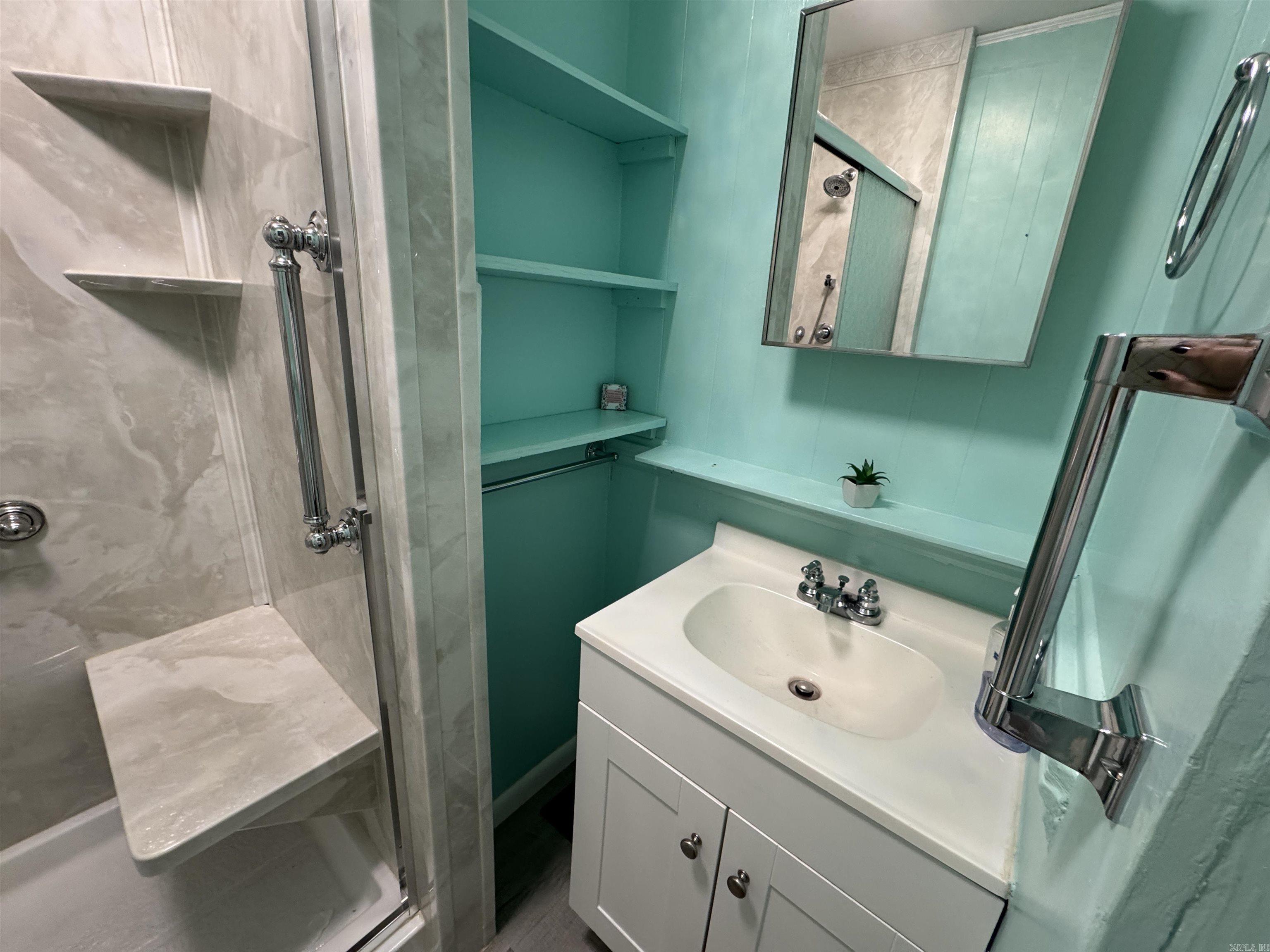 LUND & HILL (ORIGINAL TOWN) - Residential