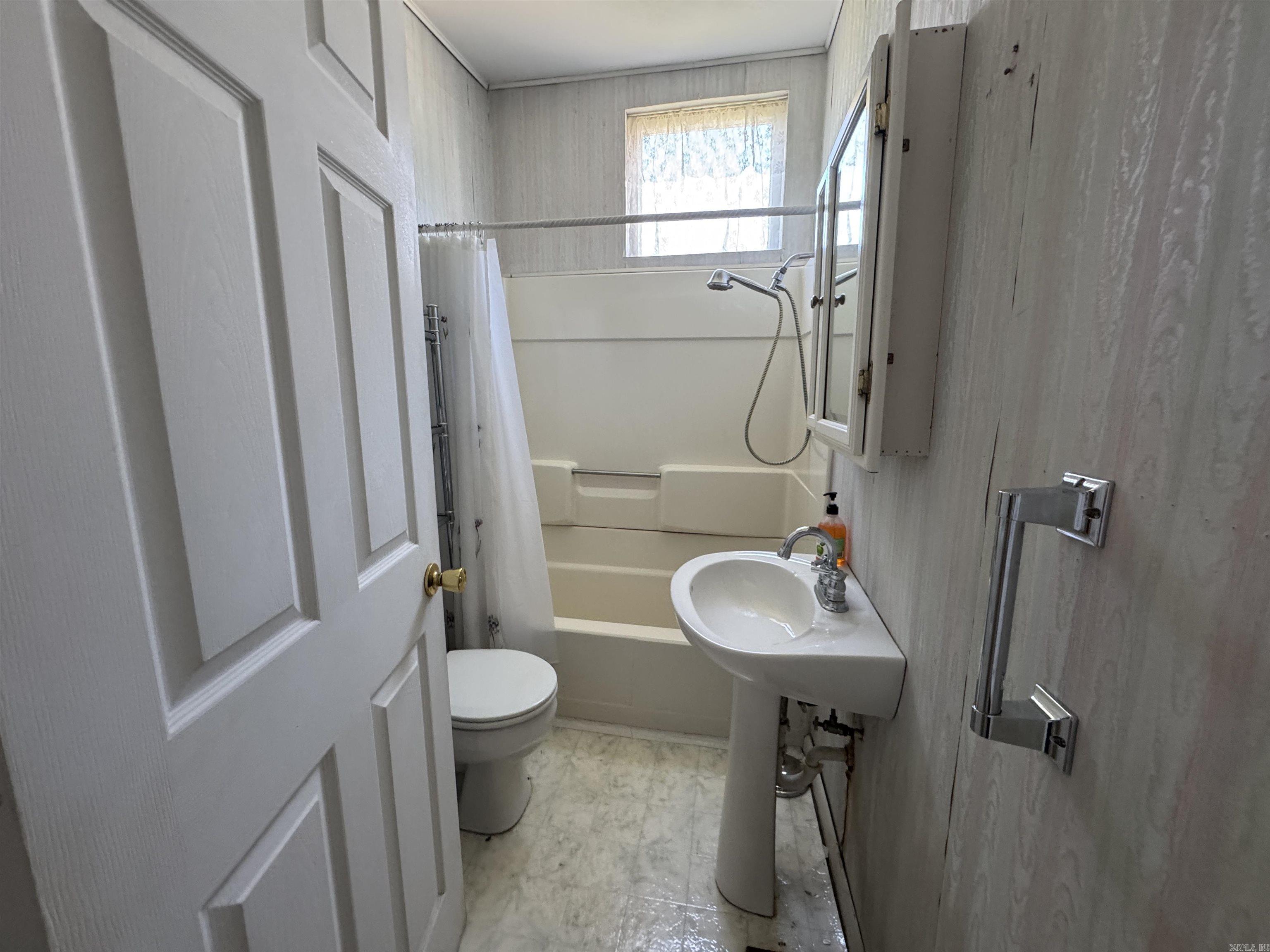 LUND & HILL (ORIGINAL TOWN) - Residential