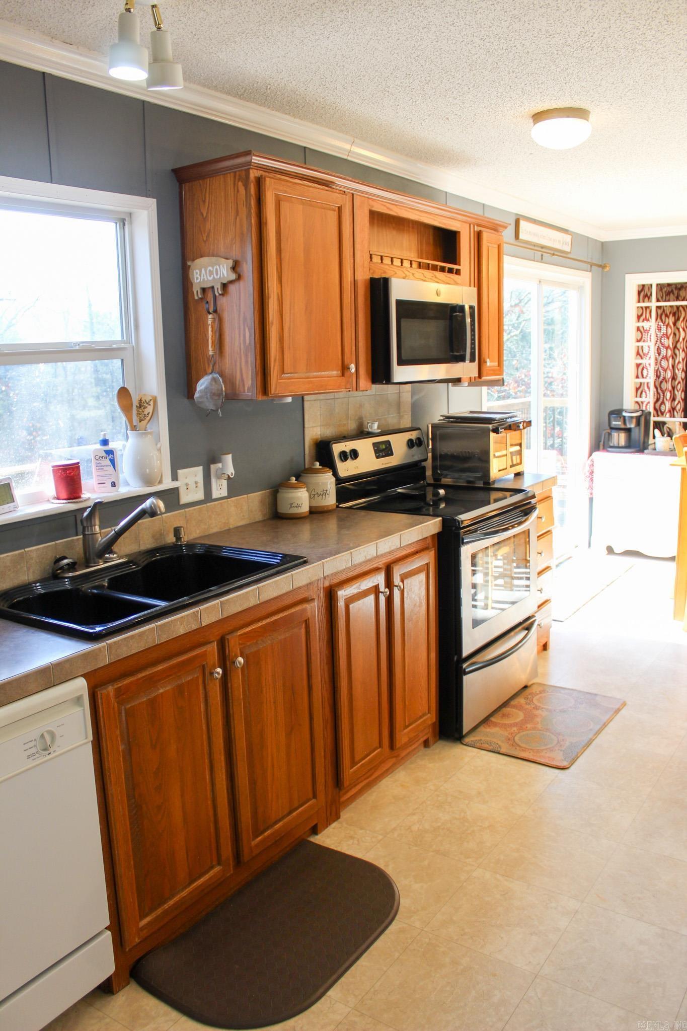 PLEASANT LIVING S/D (BIG MOUNTAI - Residential