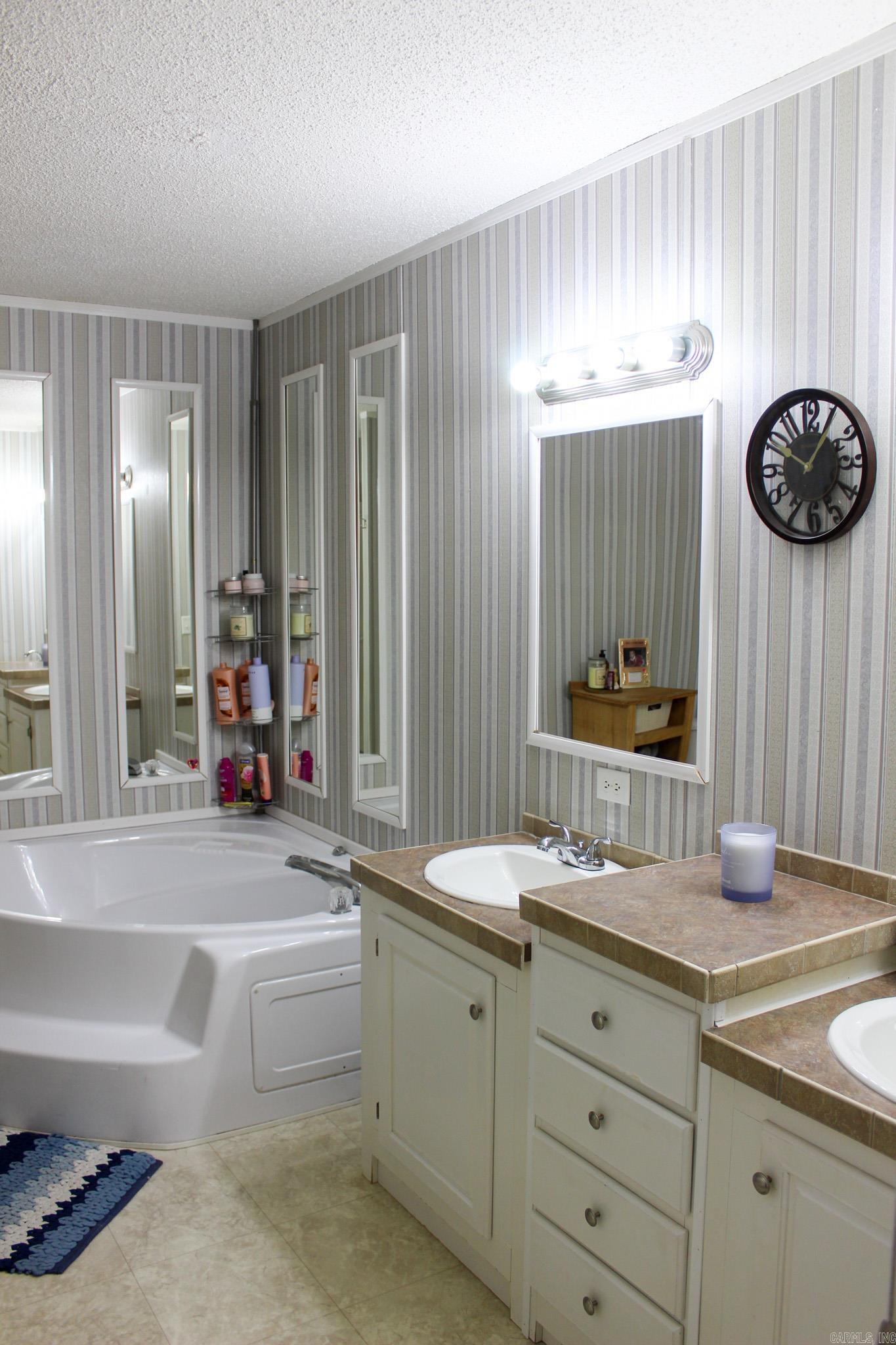 PLEASANT LIVING S/D (BIG MOUNTAI - Residential