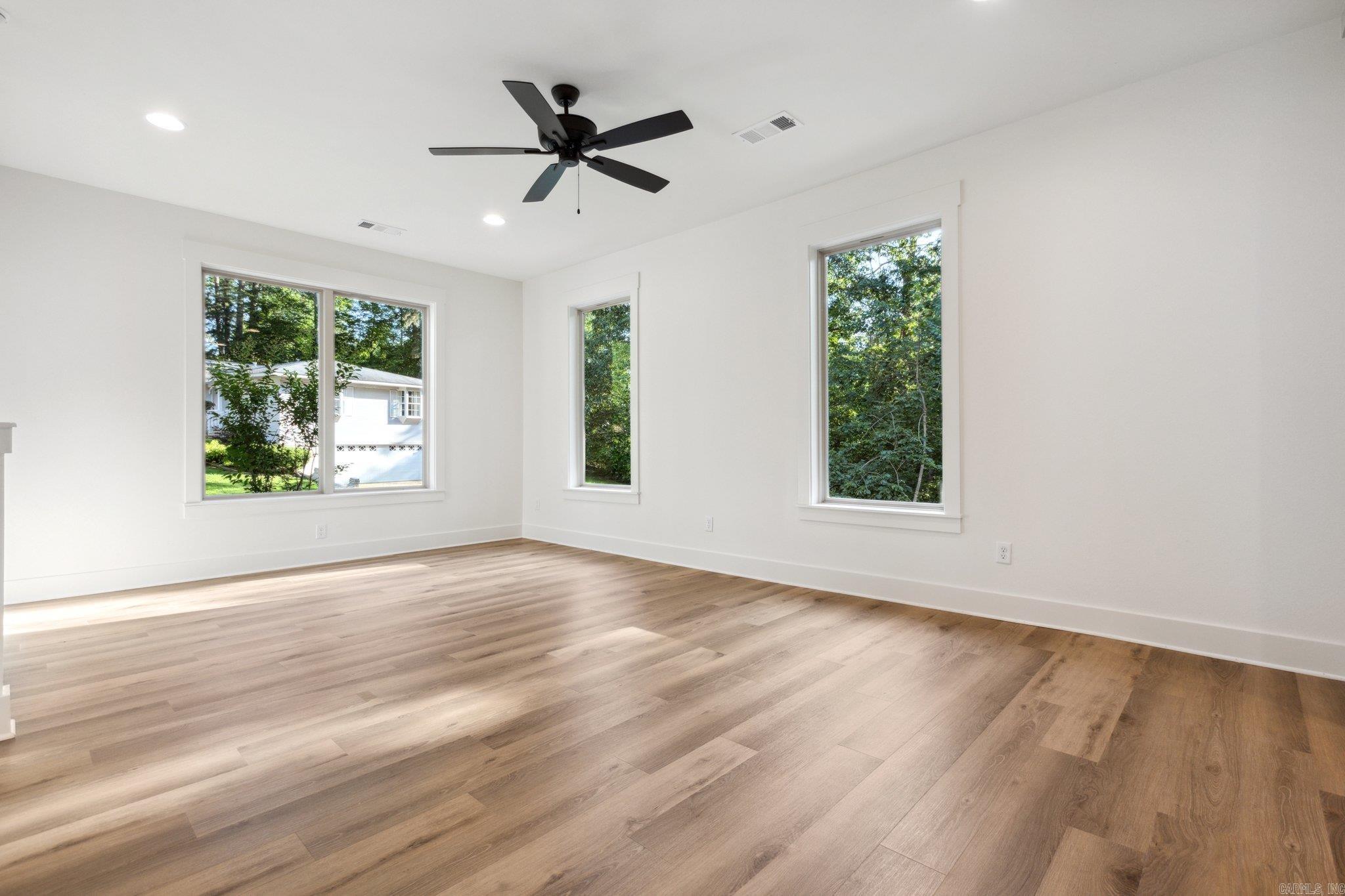 WEST HILL - Residential