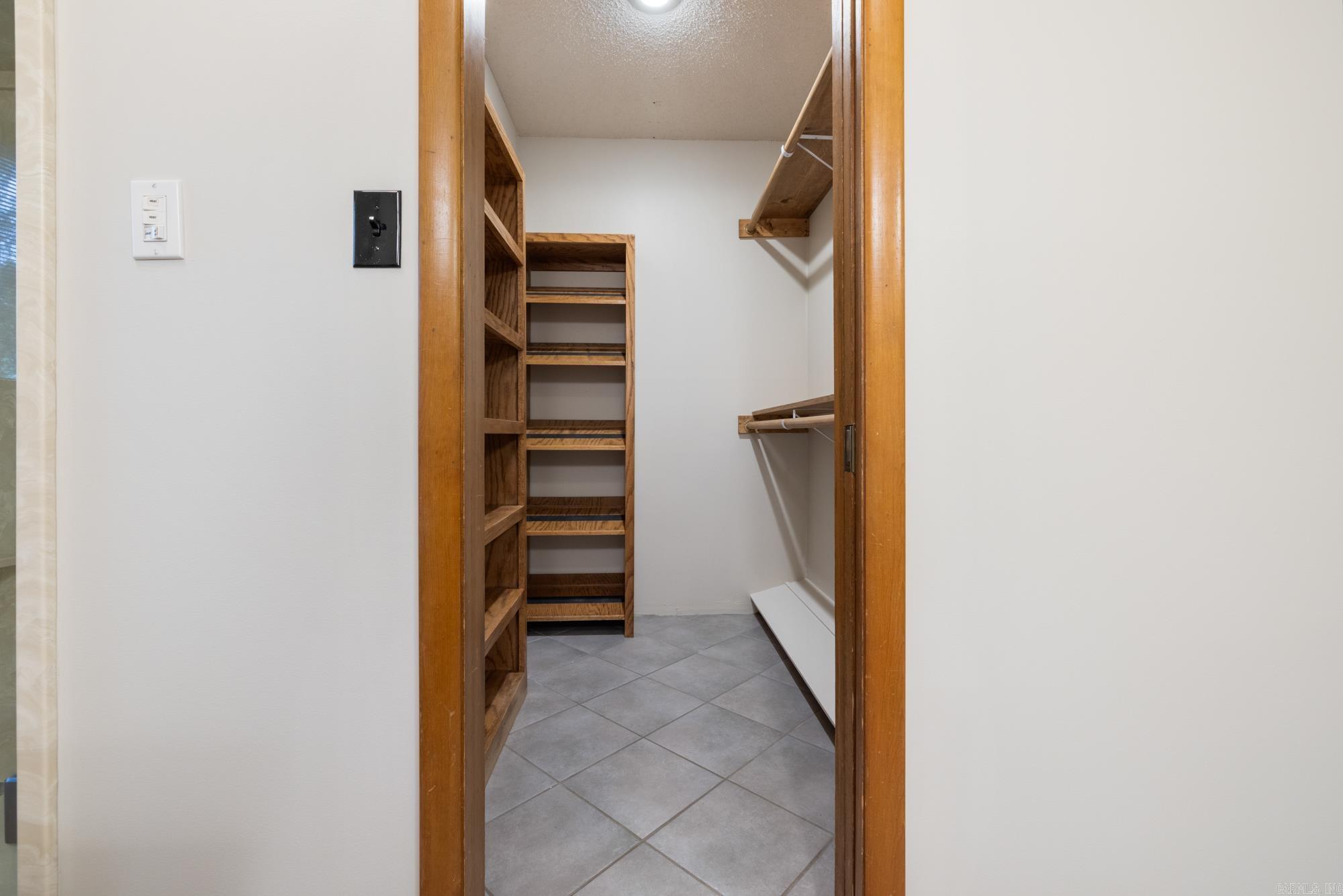 HARRISON - Residential