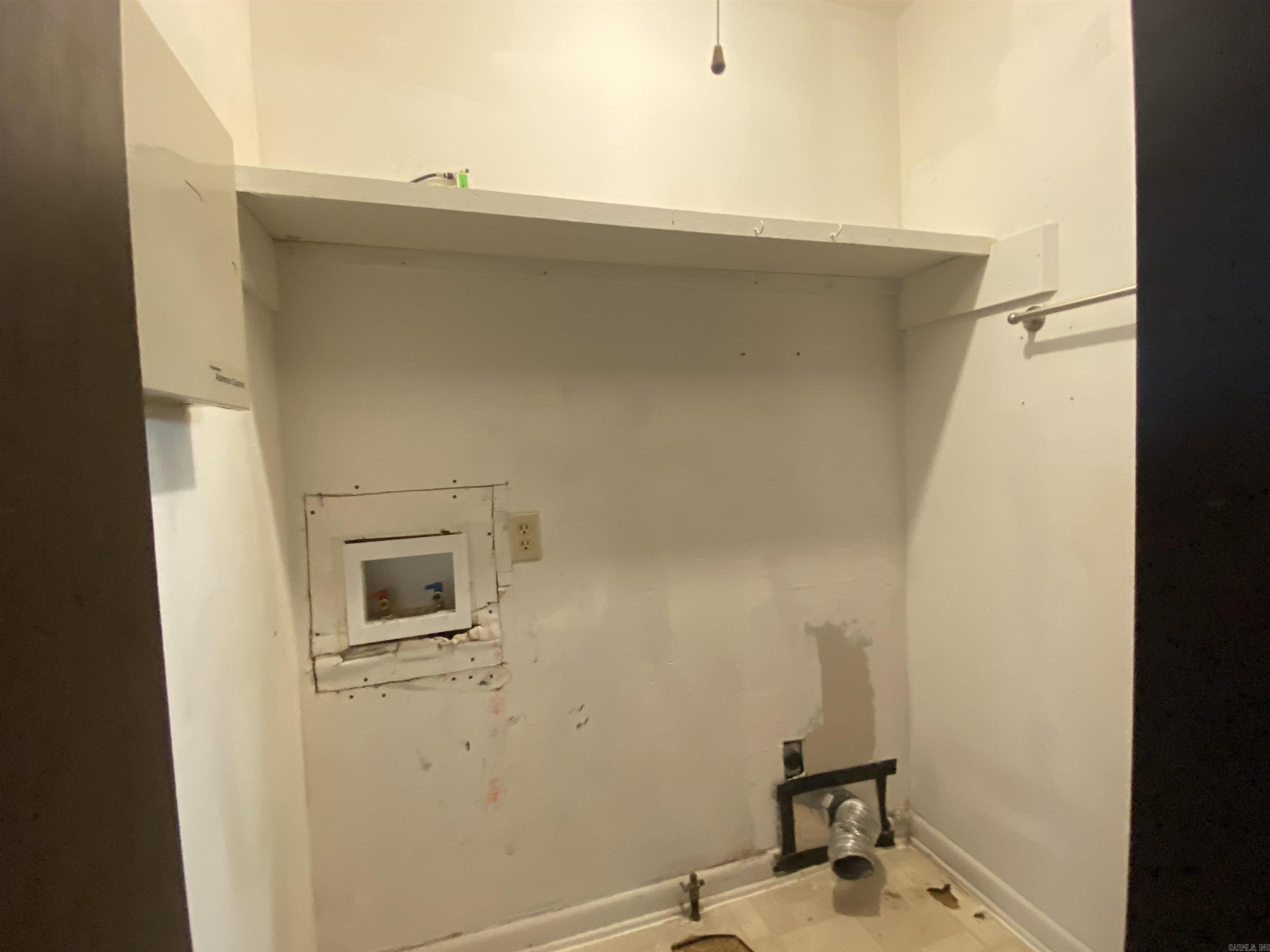 MCMURTRY DAVIS - Residential