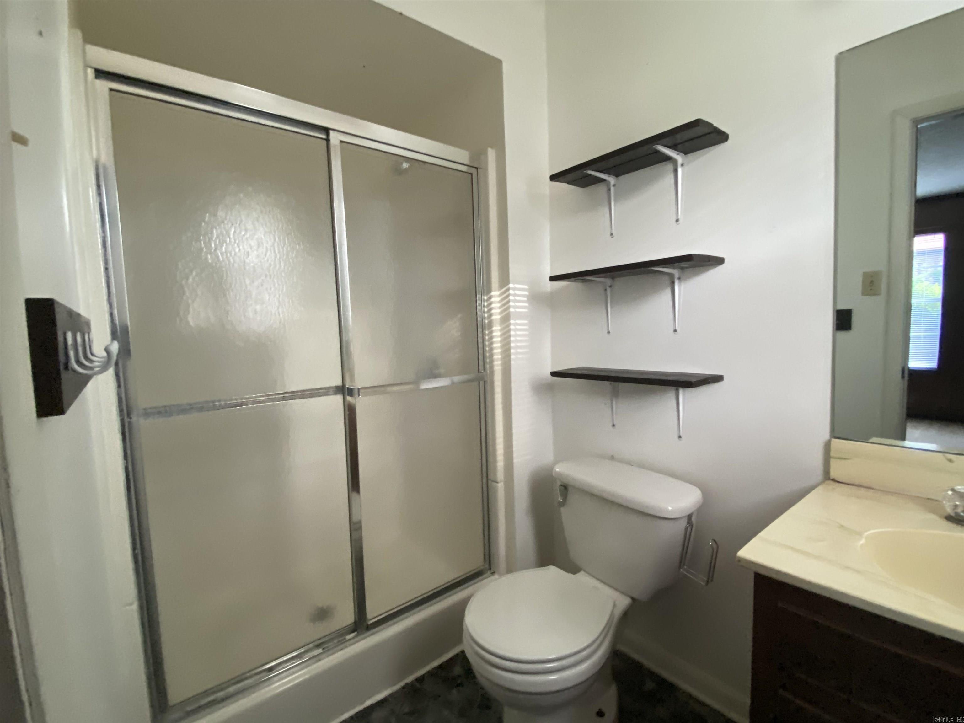 MCMURTRY DAVIS - Residential