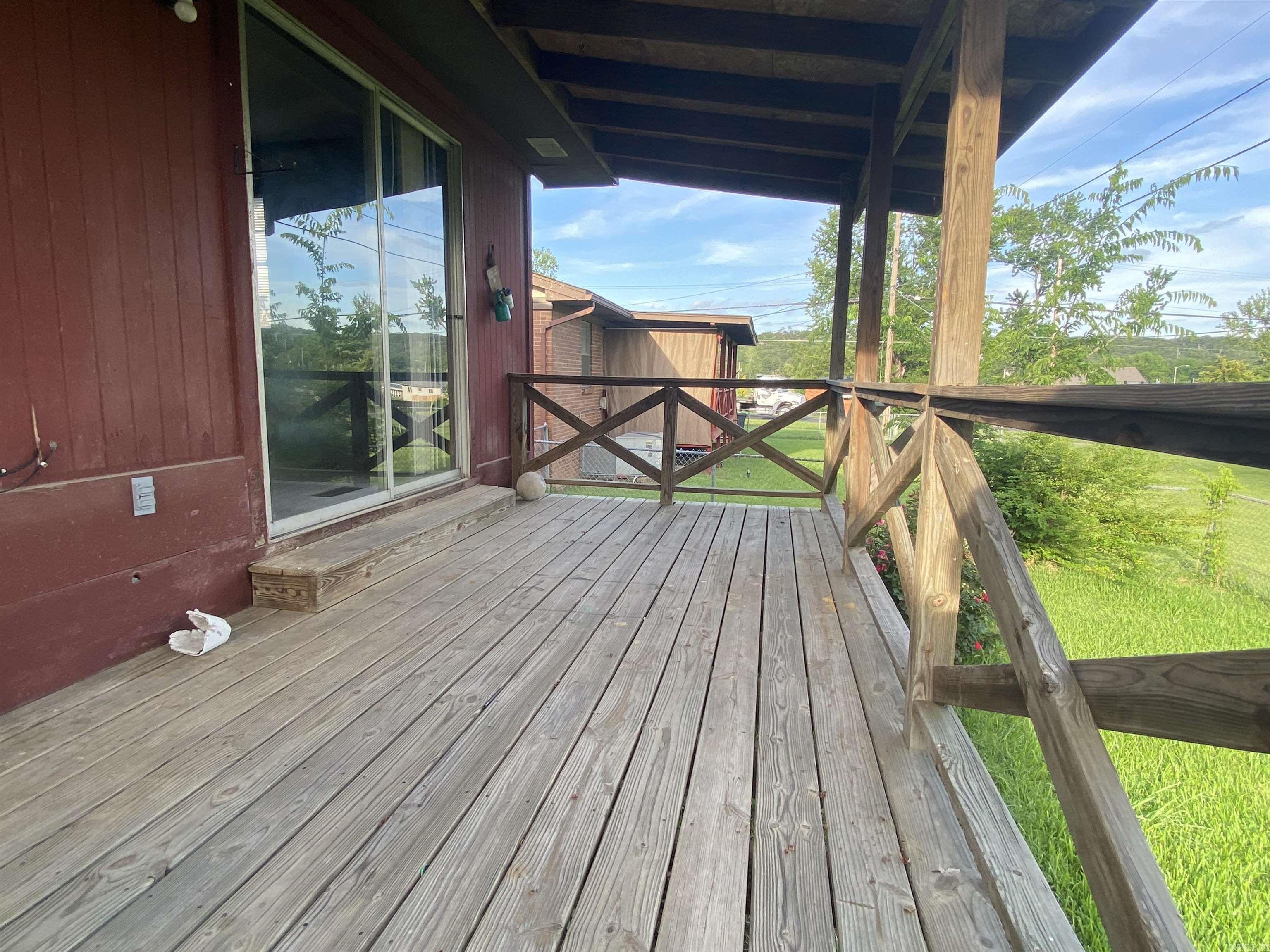 MCMURTRY DAVIS - Residential