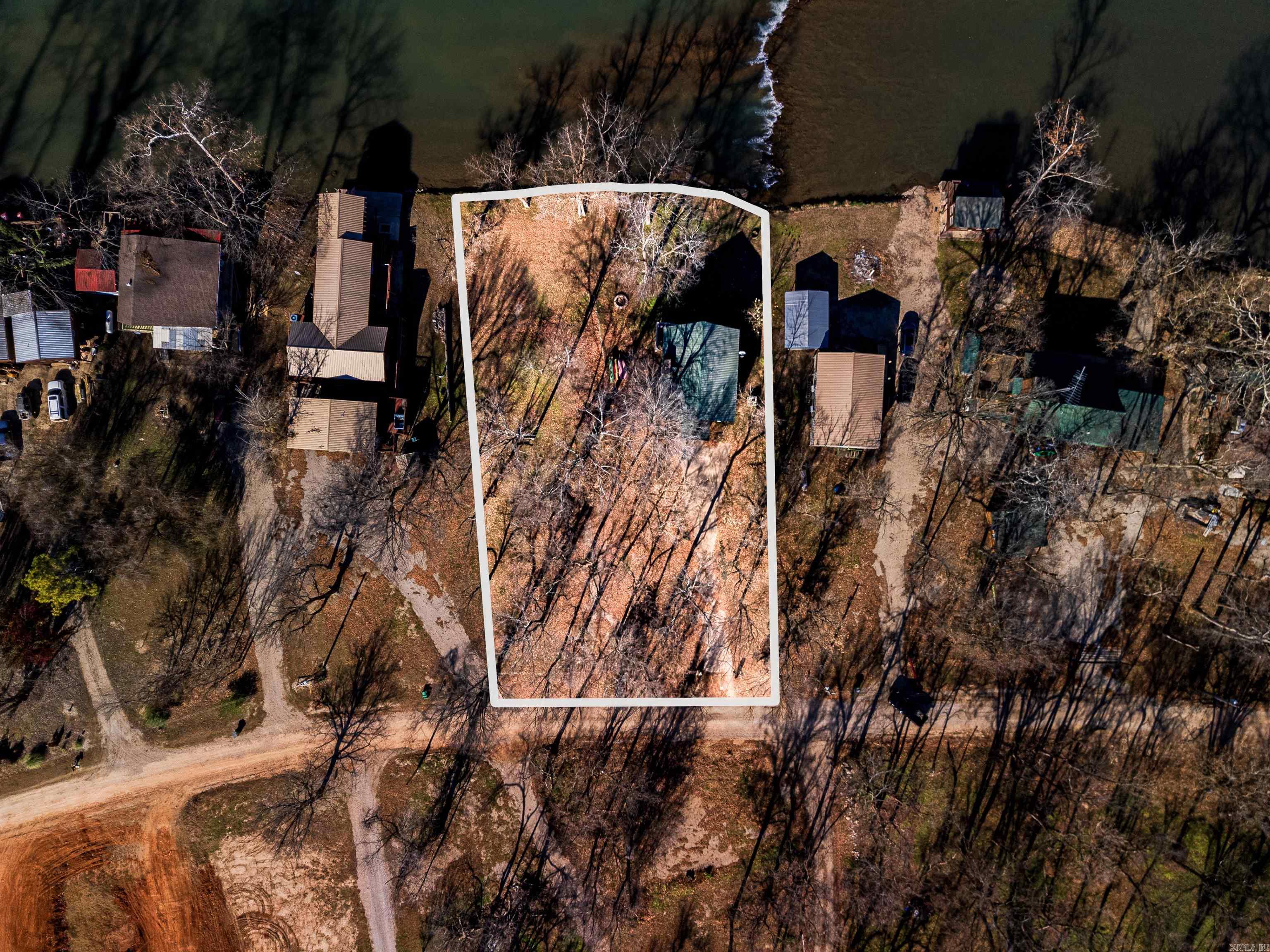 JOHNSON S R FARM - Residential