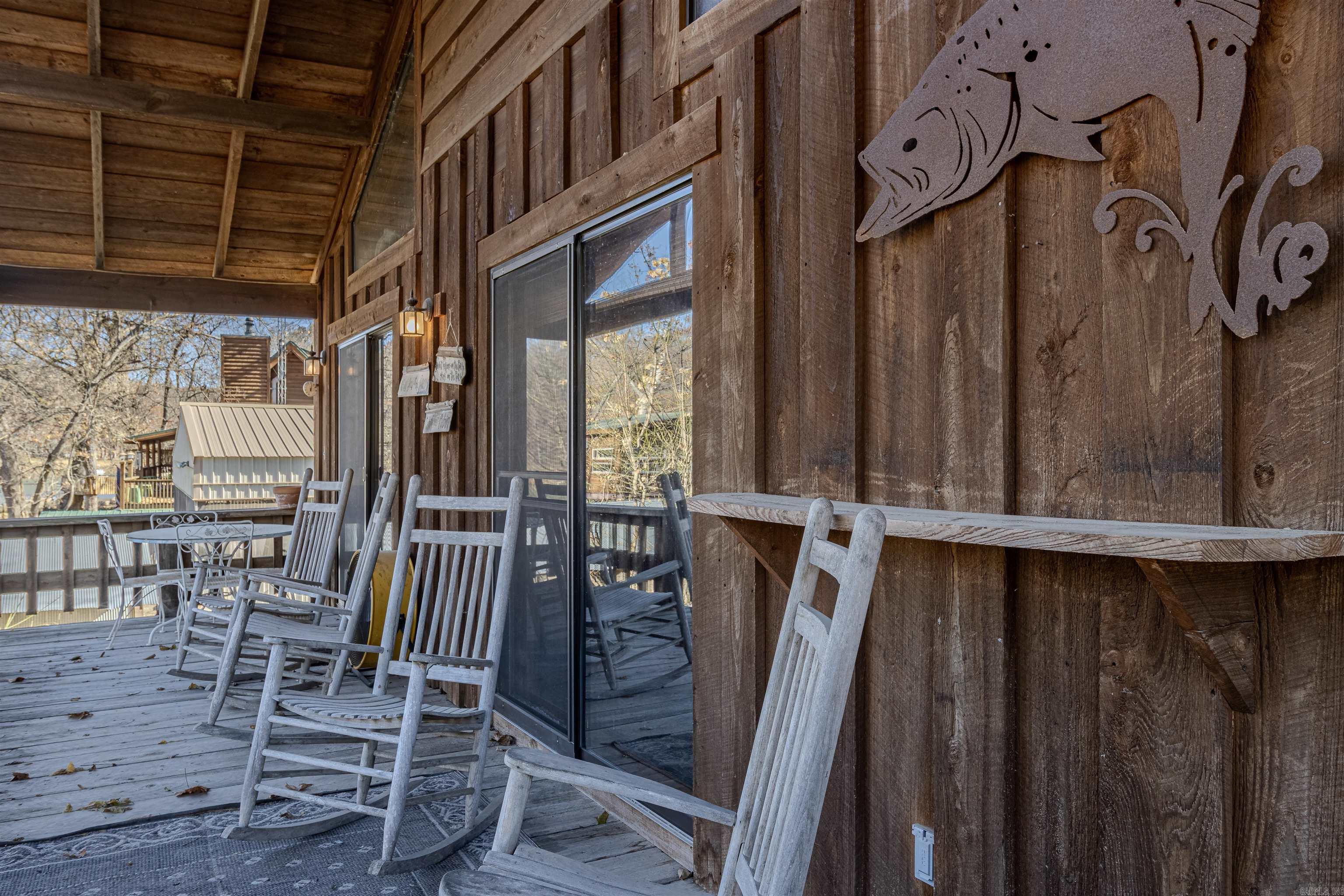 JOHNSON S R FARM - Residential