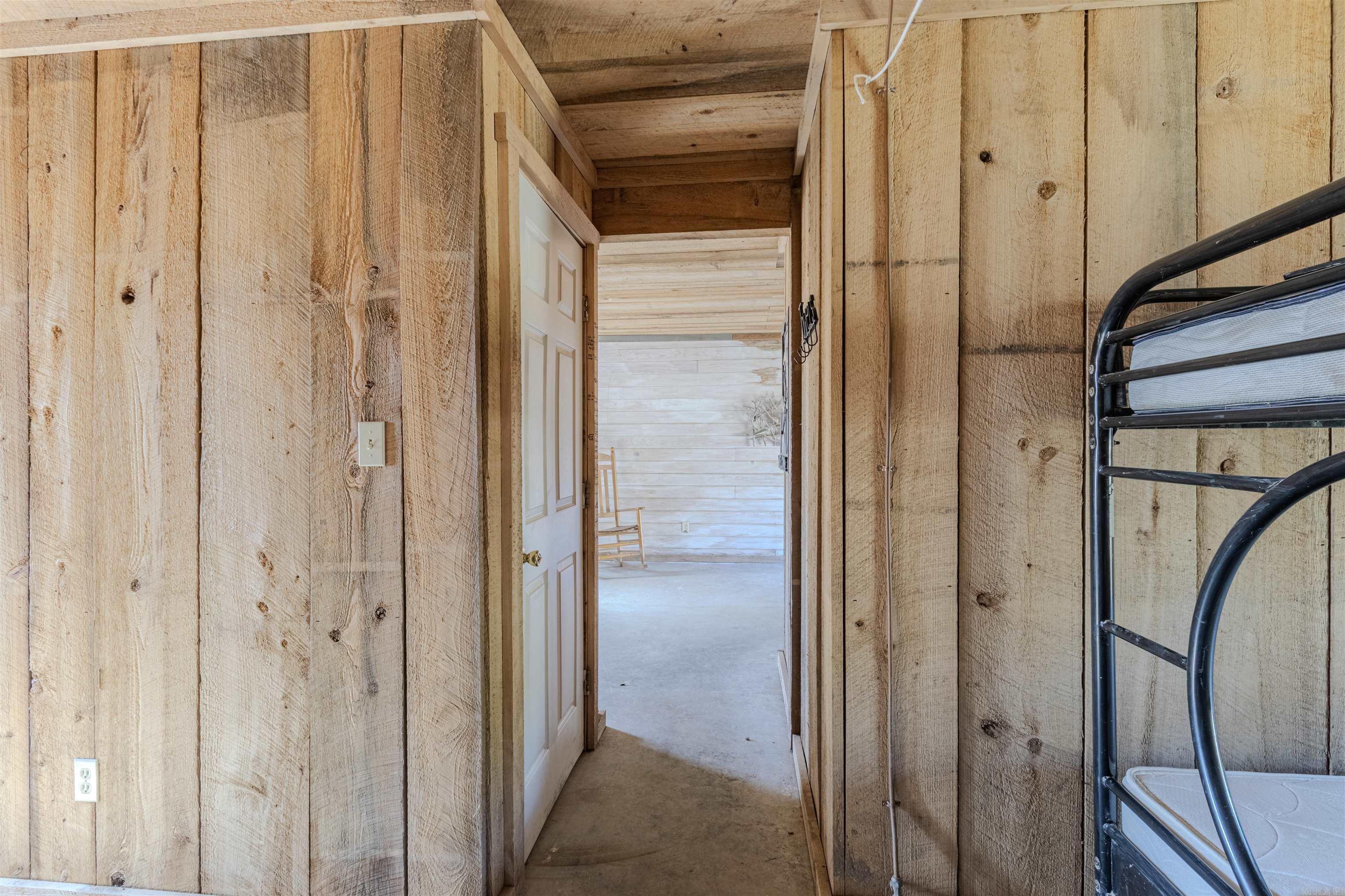 JOHNSON S R FARM - Residential