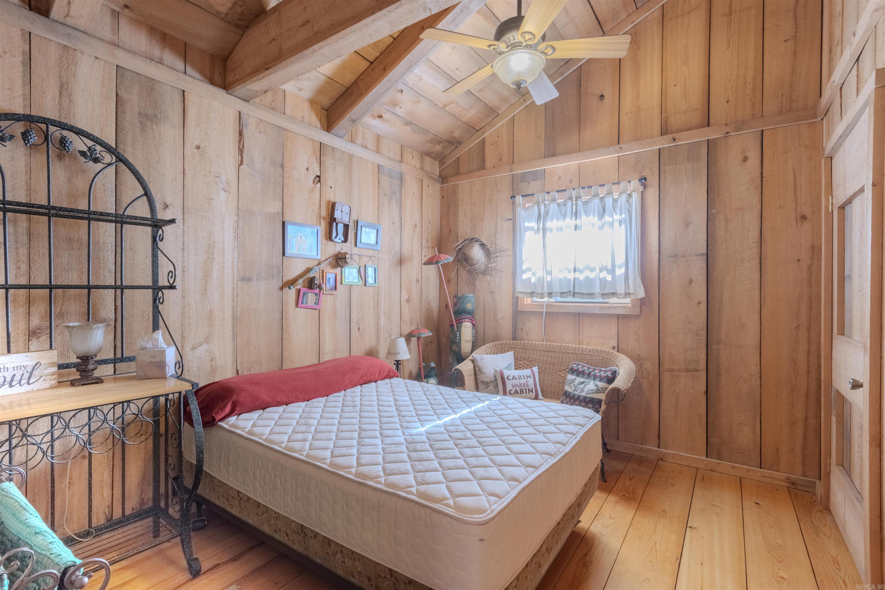 JOHNSON S R FARM - Residential