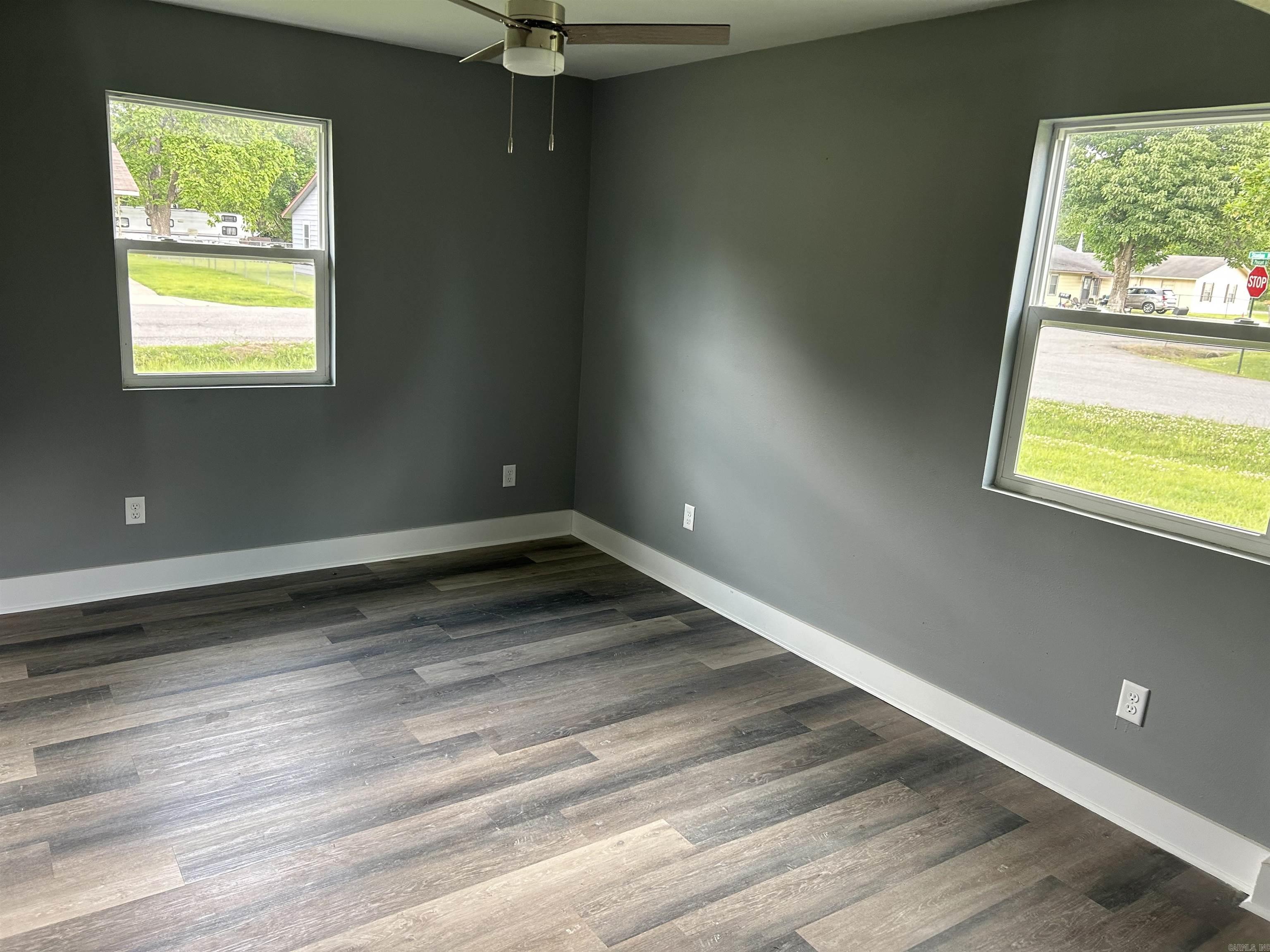 PLEASANT HOMES - Residential