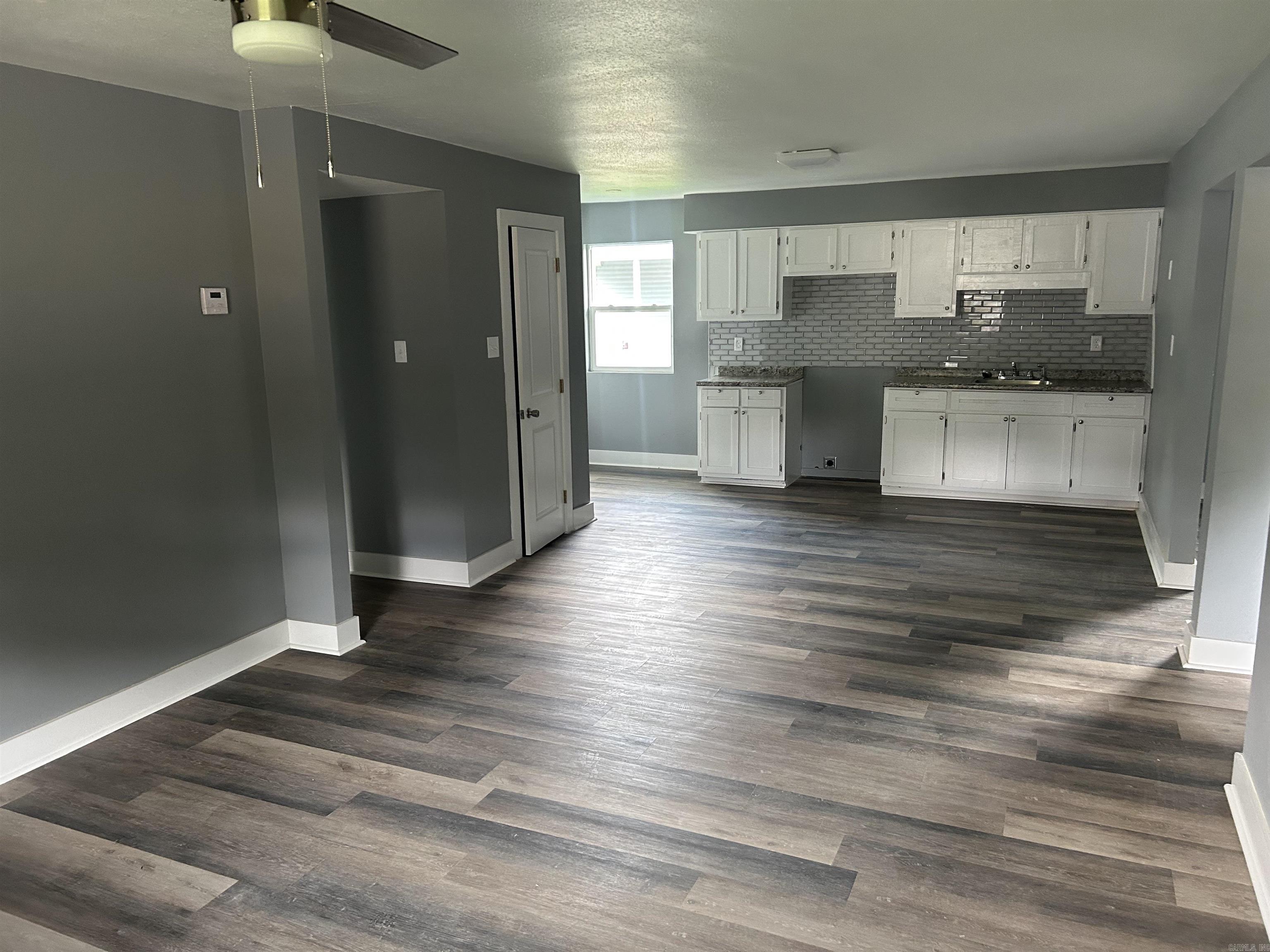 PLEASANT HOMES - Residential