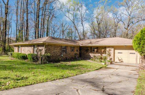 Photo of 2722 Ranchwood Dr, Benton, AR 72015 (MLS # 26009736)