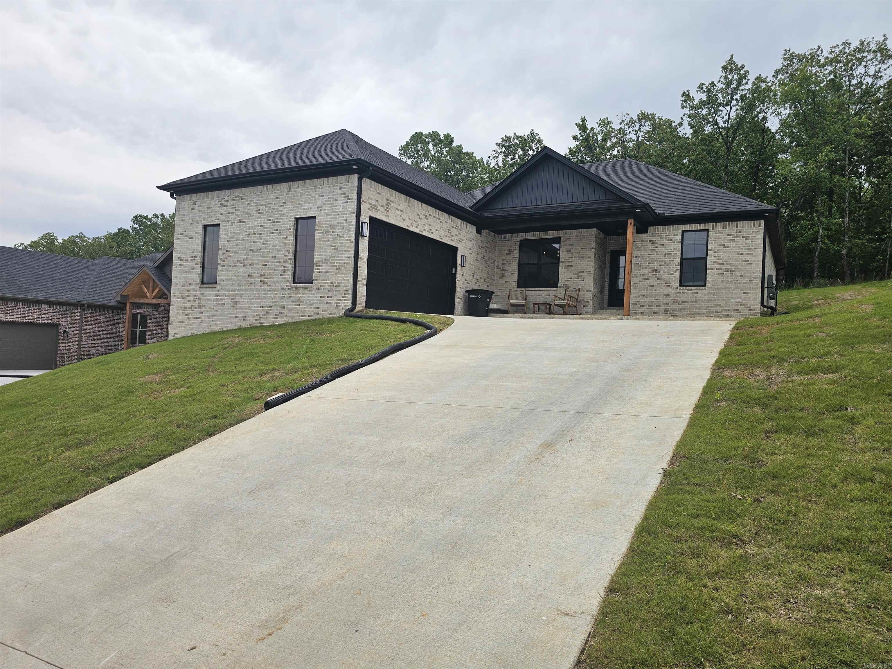 MILLERS GLENN - Residential