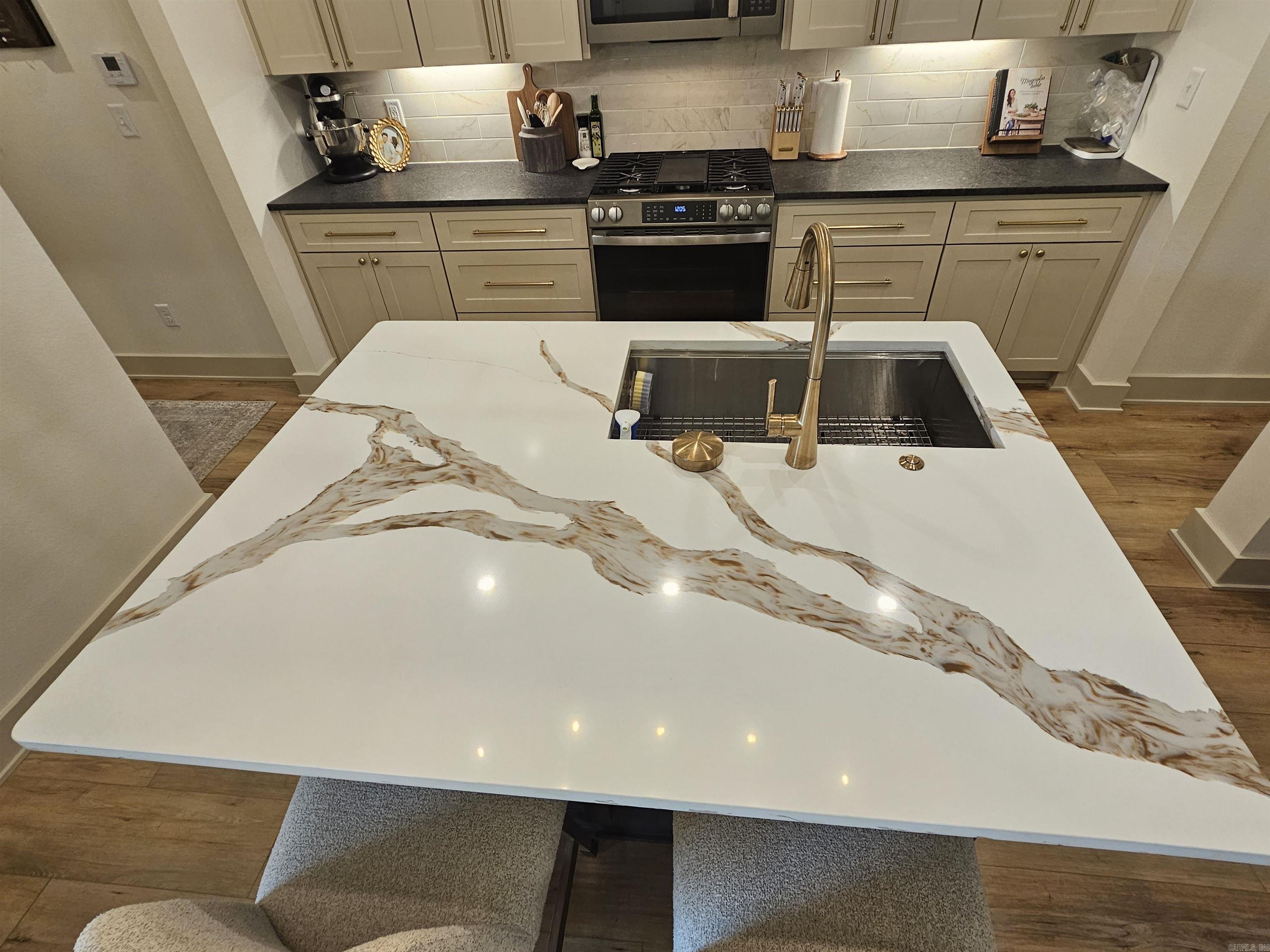 MILLERS GLENN - Residential