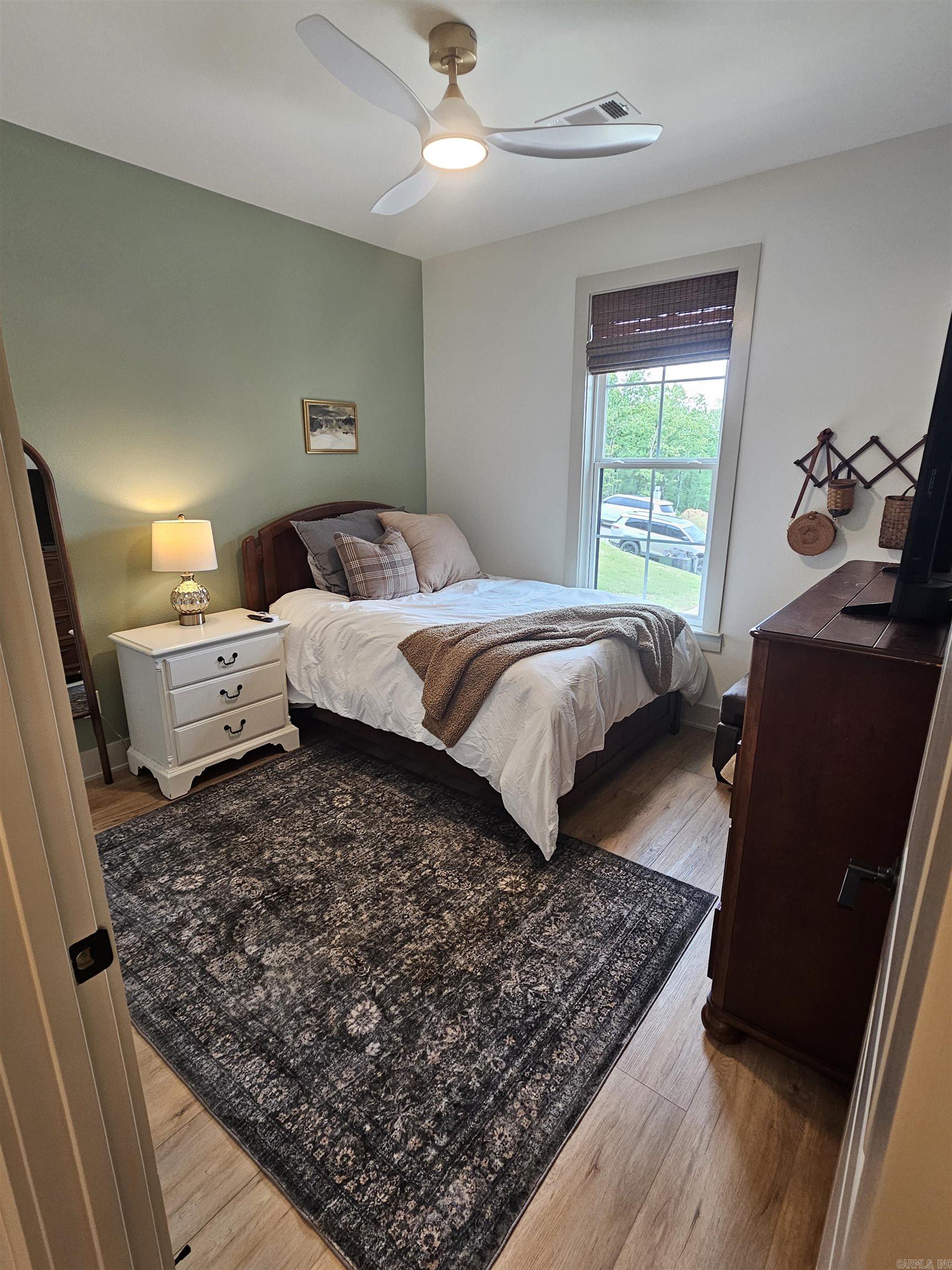 MILLERS GLENN - Residential